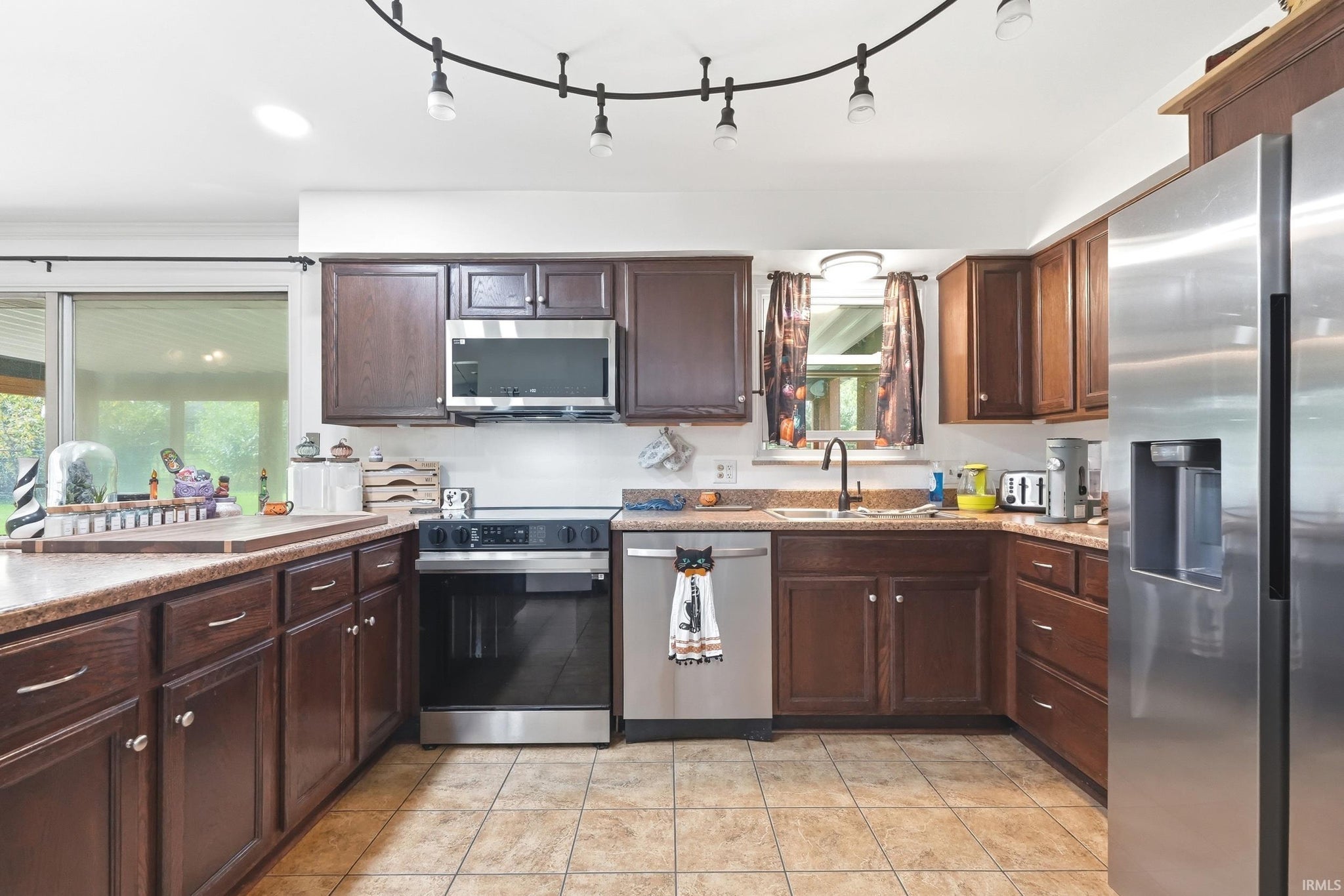 Image of 3721 Courtwood Drive