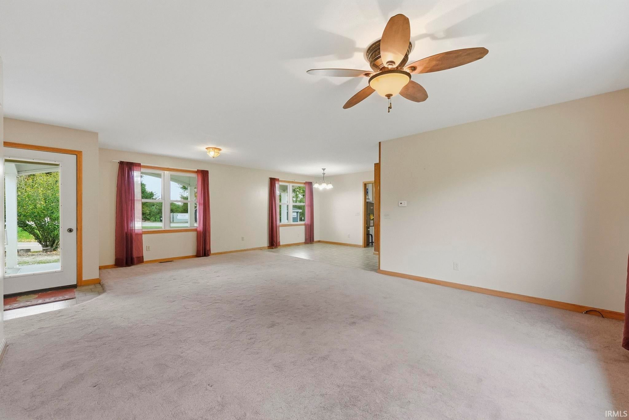 Image of 9540 E 500 South Road