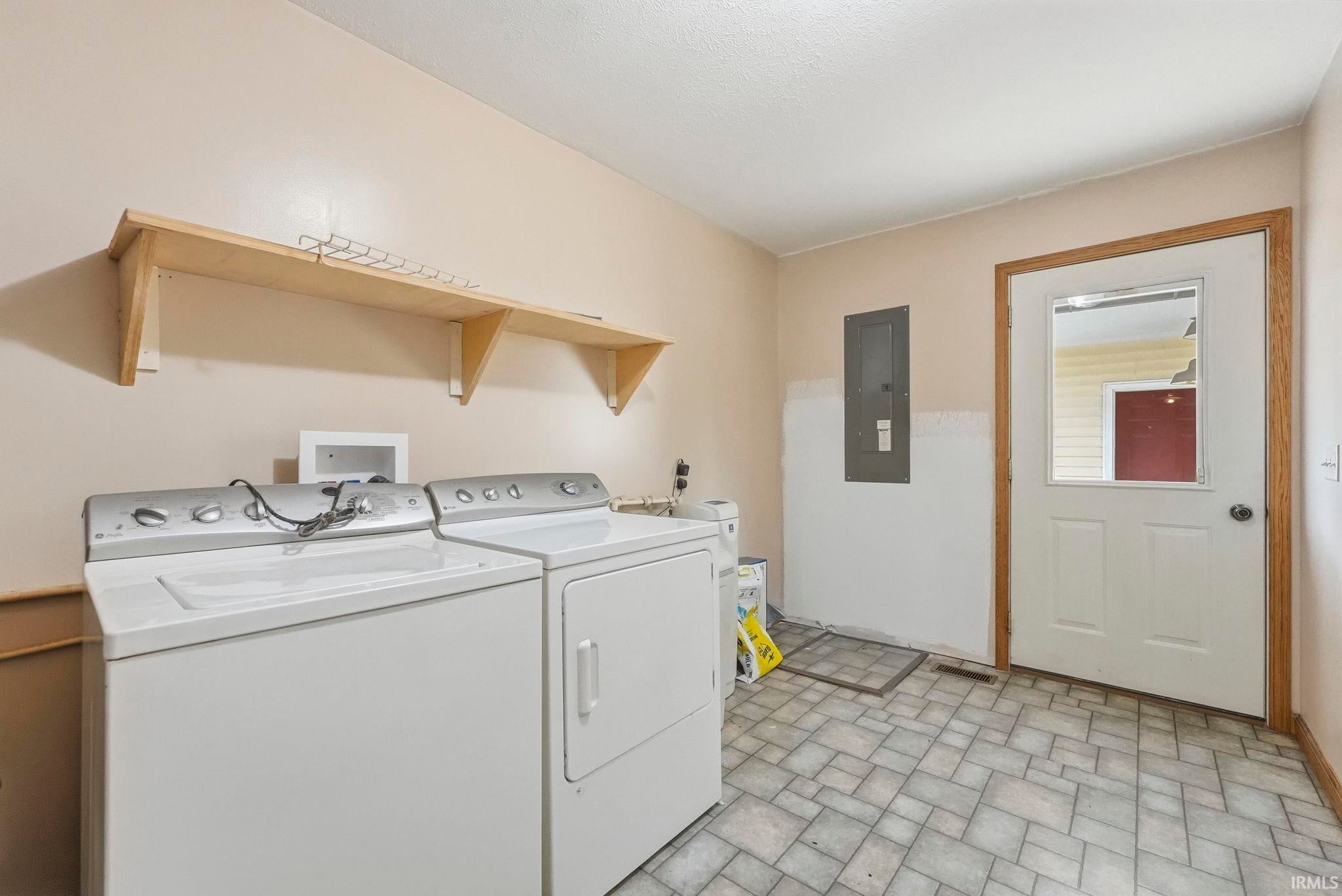 Image of 9540 E 500 South Road