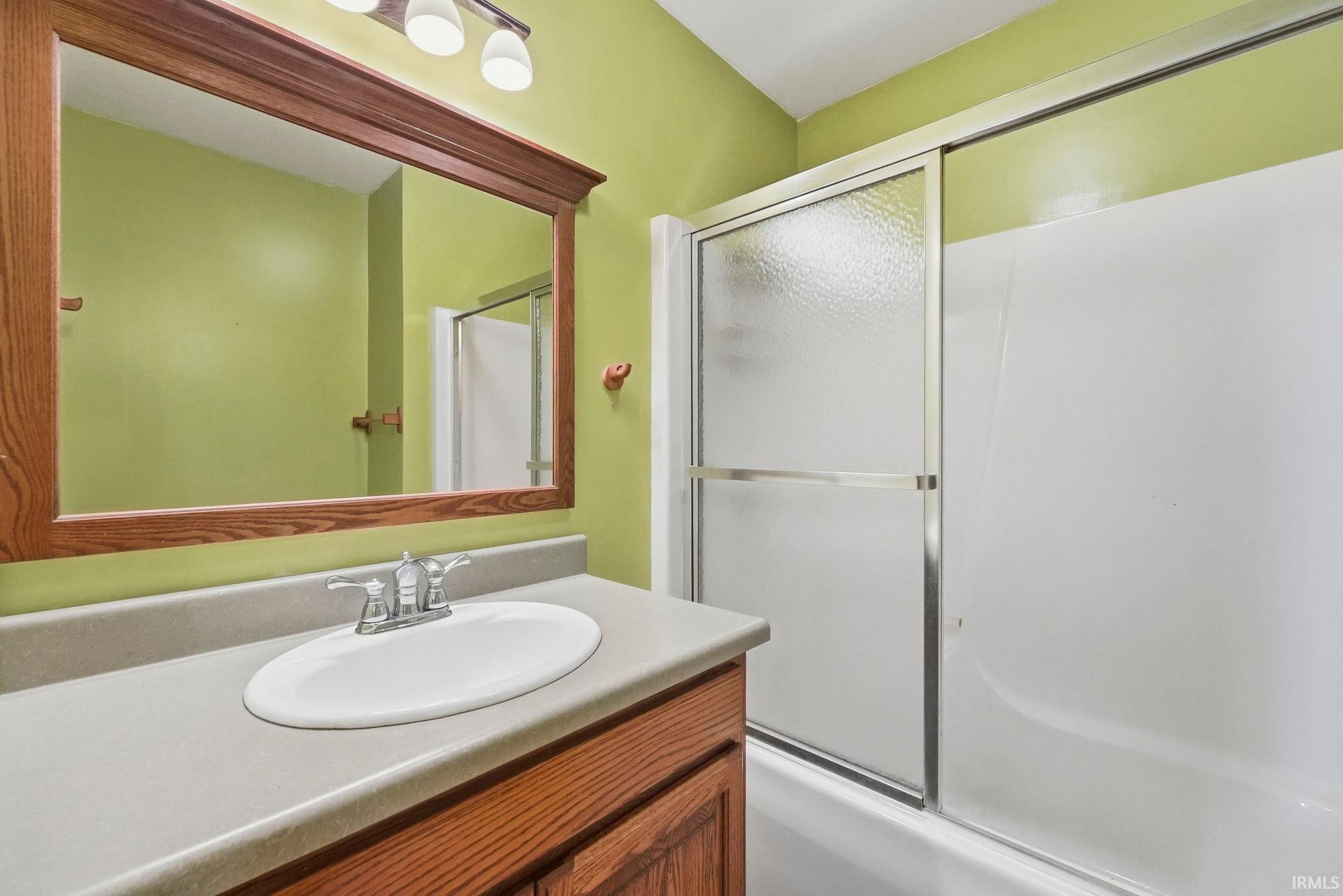 Image of 9540 E 500 South Road