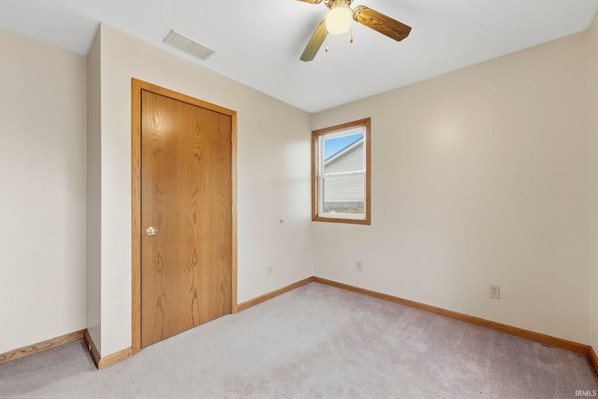 Image of 9540 E 500 South Road