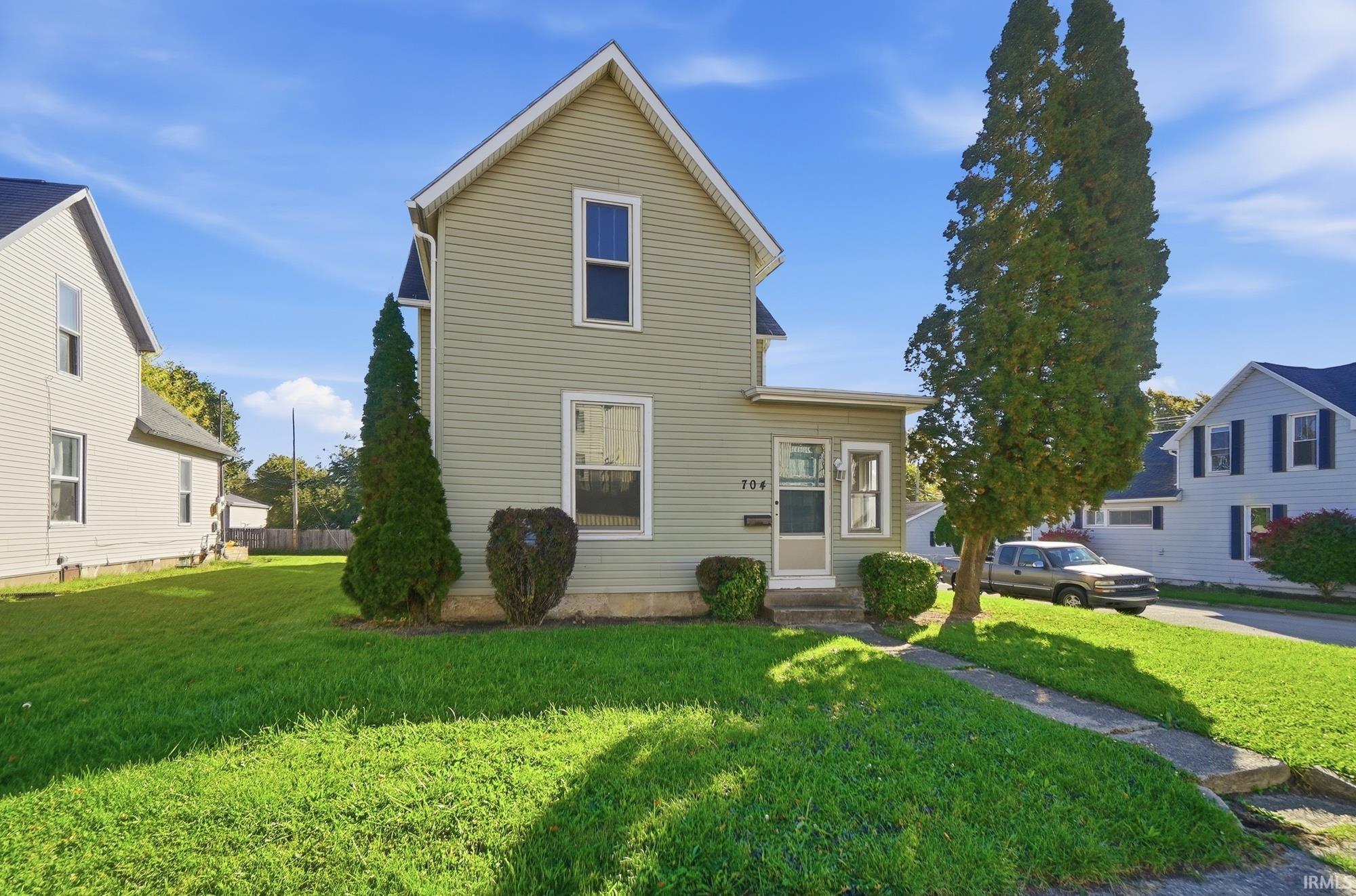Image of 704 Davis Street
