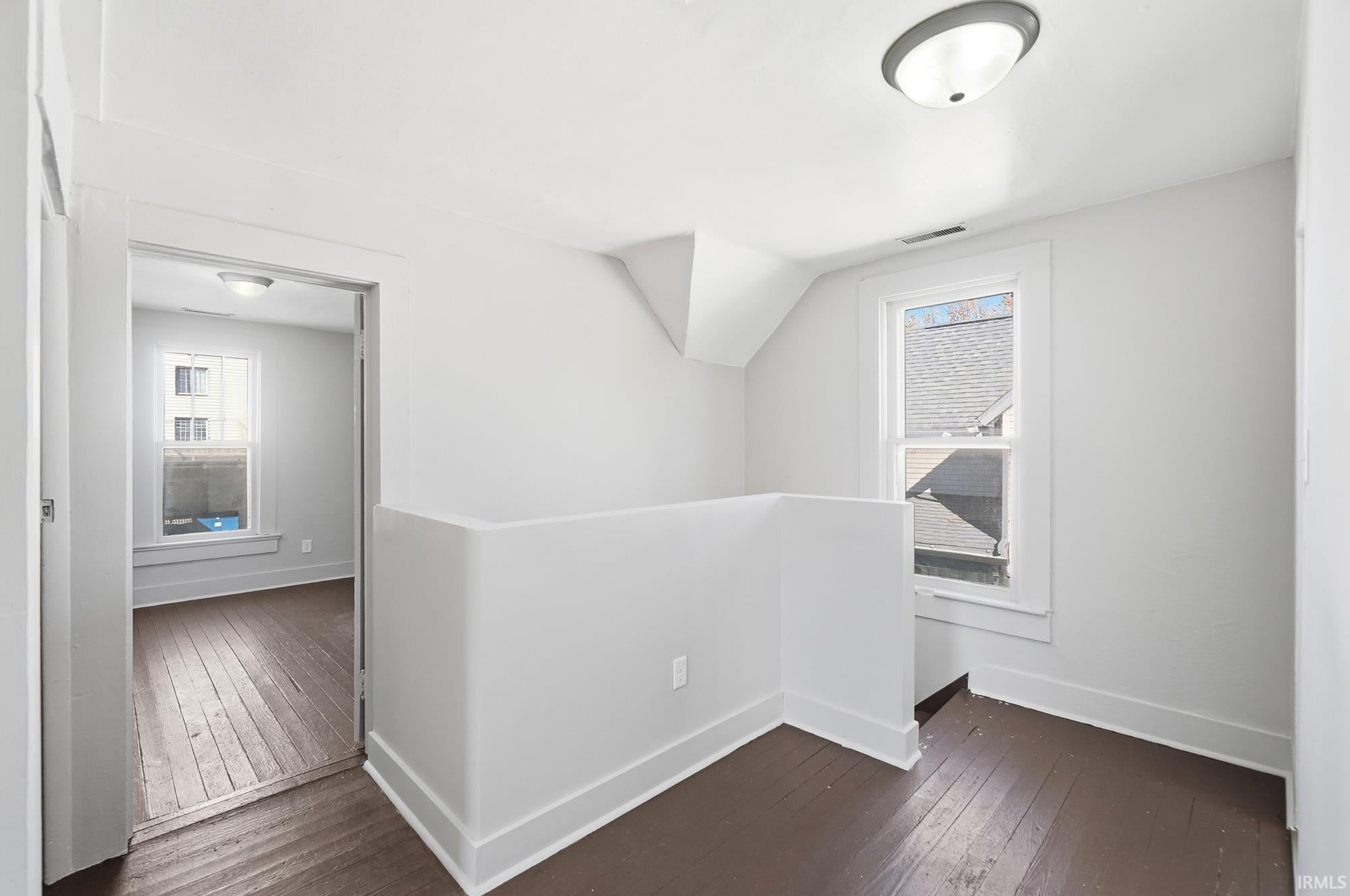 Image of 704 Davis Street