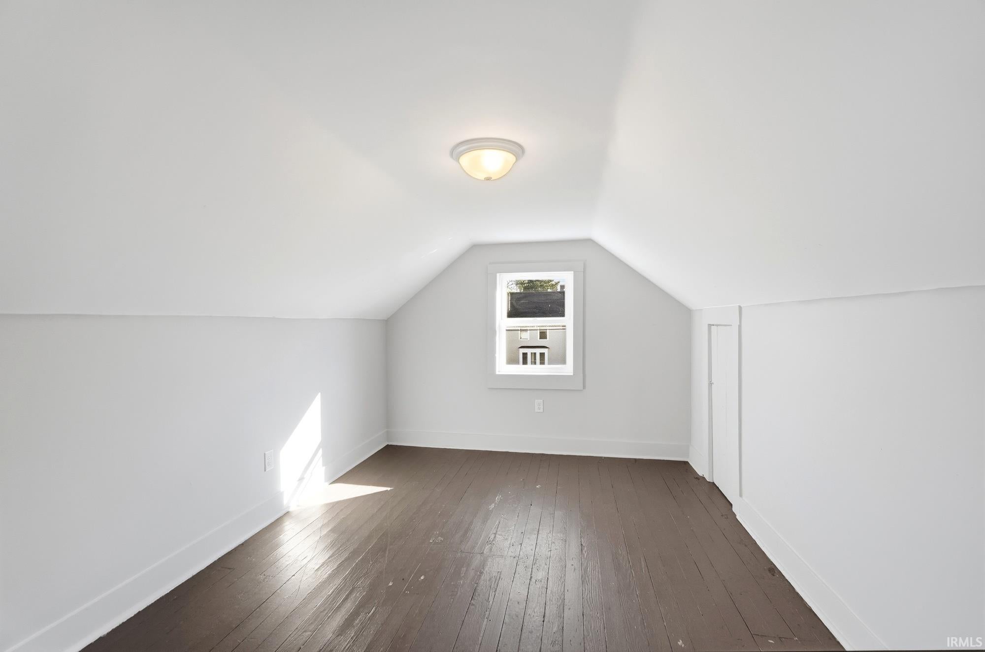Image of 704 Davis Street