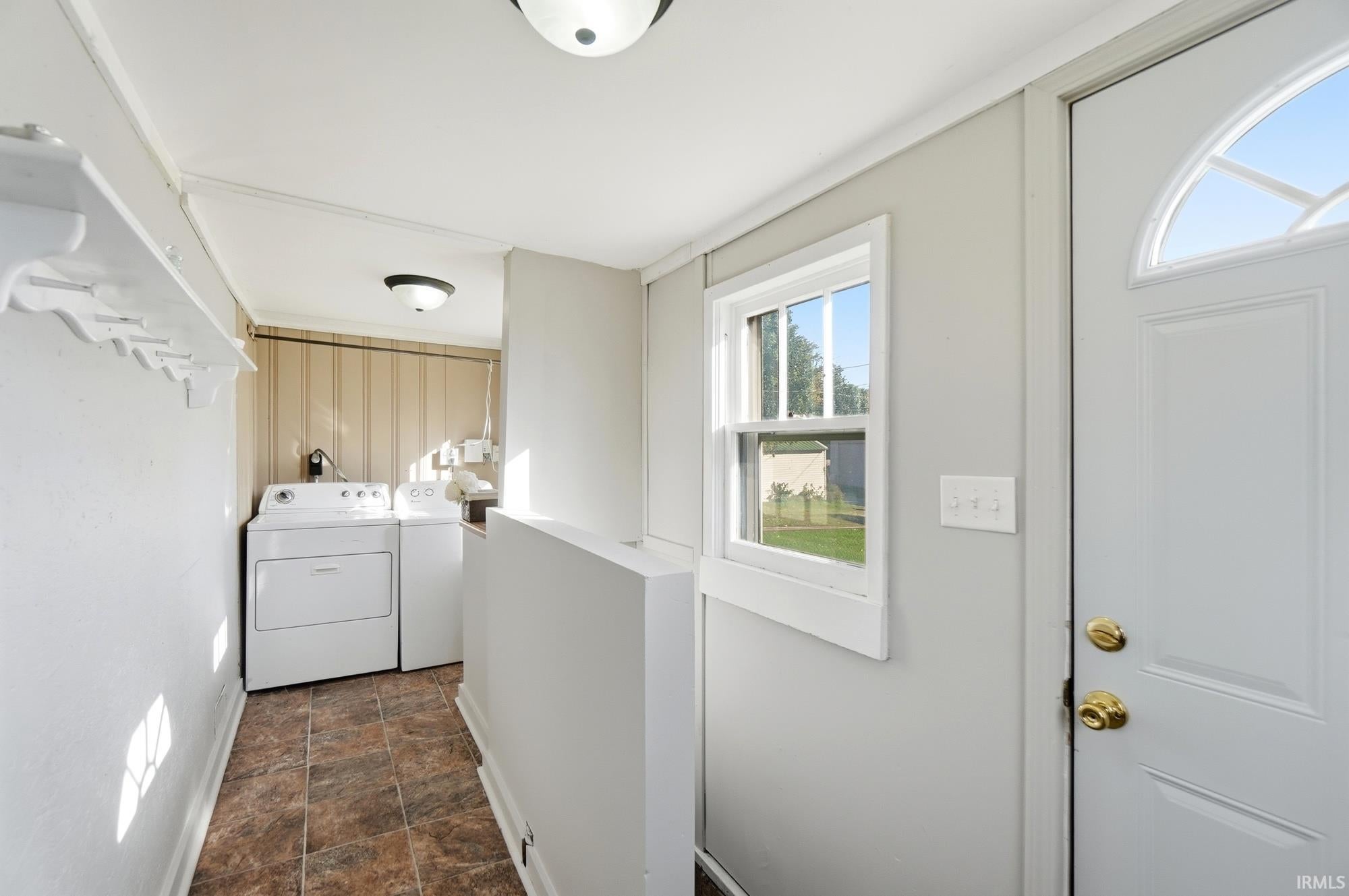 Image of 704 Davis Street