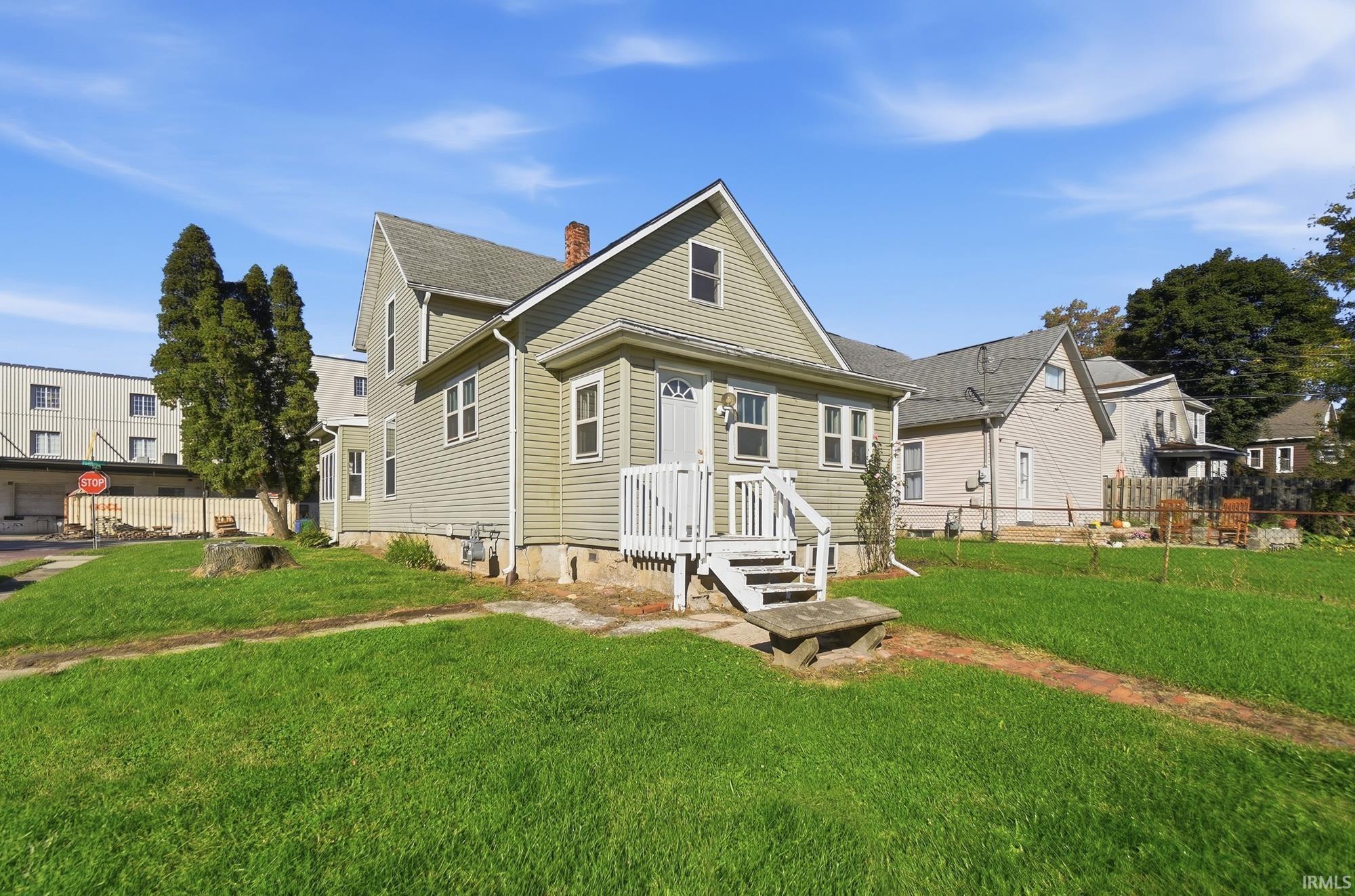 Image of 704 Davis Street