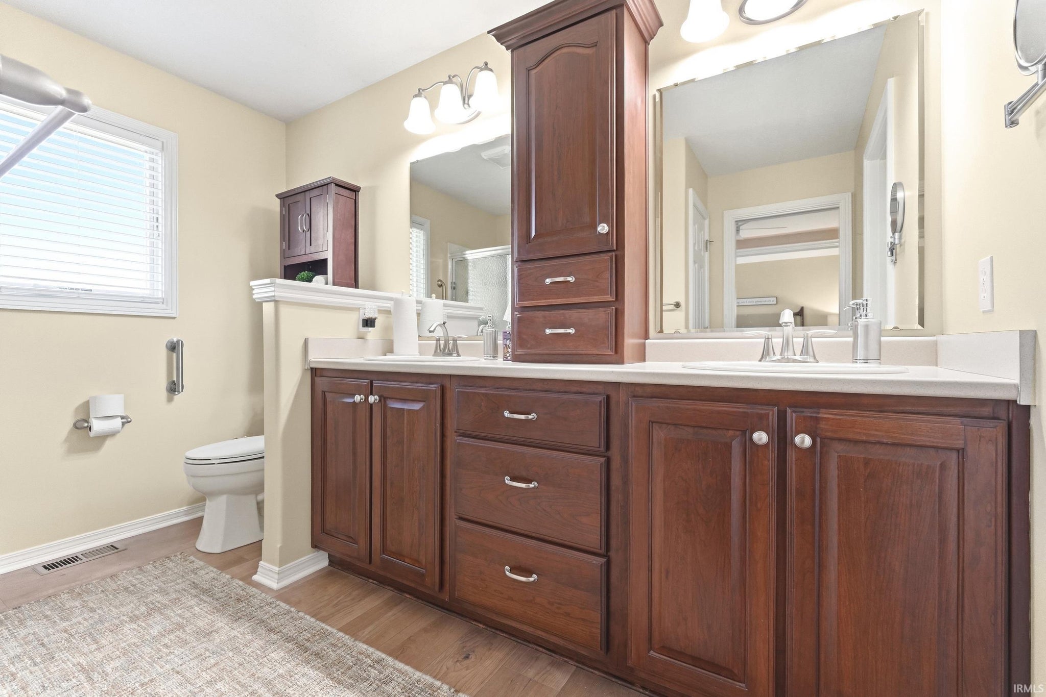 Image of 9513 Courtyard Cove