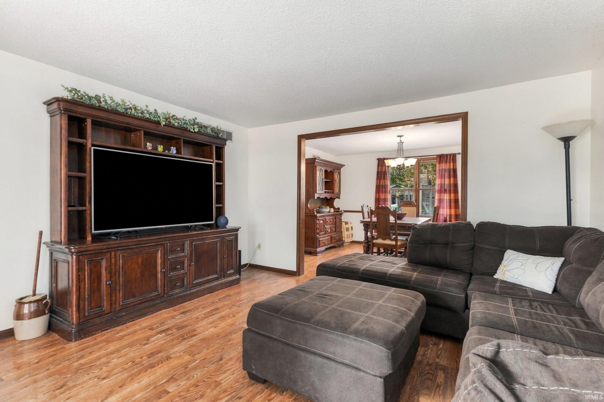 Image of 4616 Live Oak Boulevard