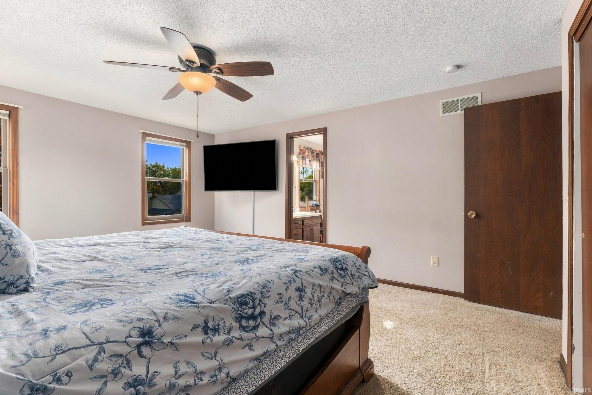 Image of 4616 Live Oak Boulevard