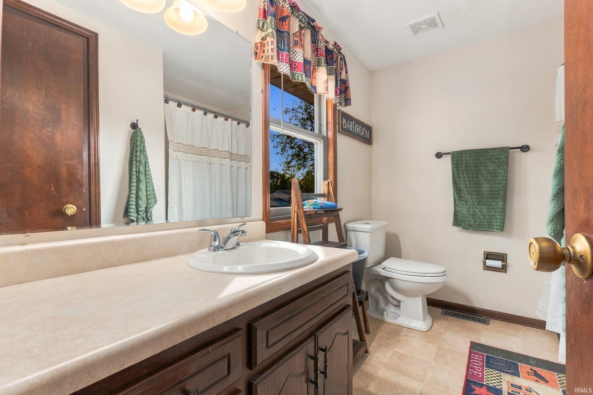Image of 4616 Live Oak Boulevard