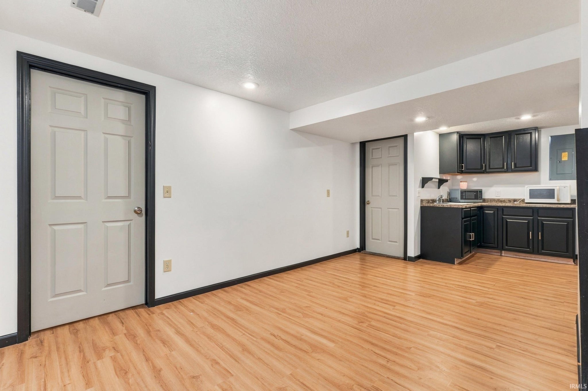 Image of 4616 Live Oak Boulevard