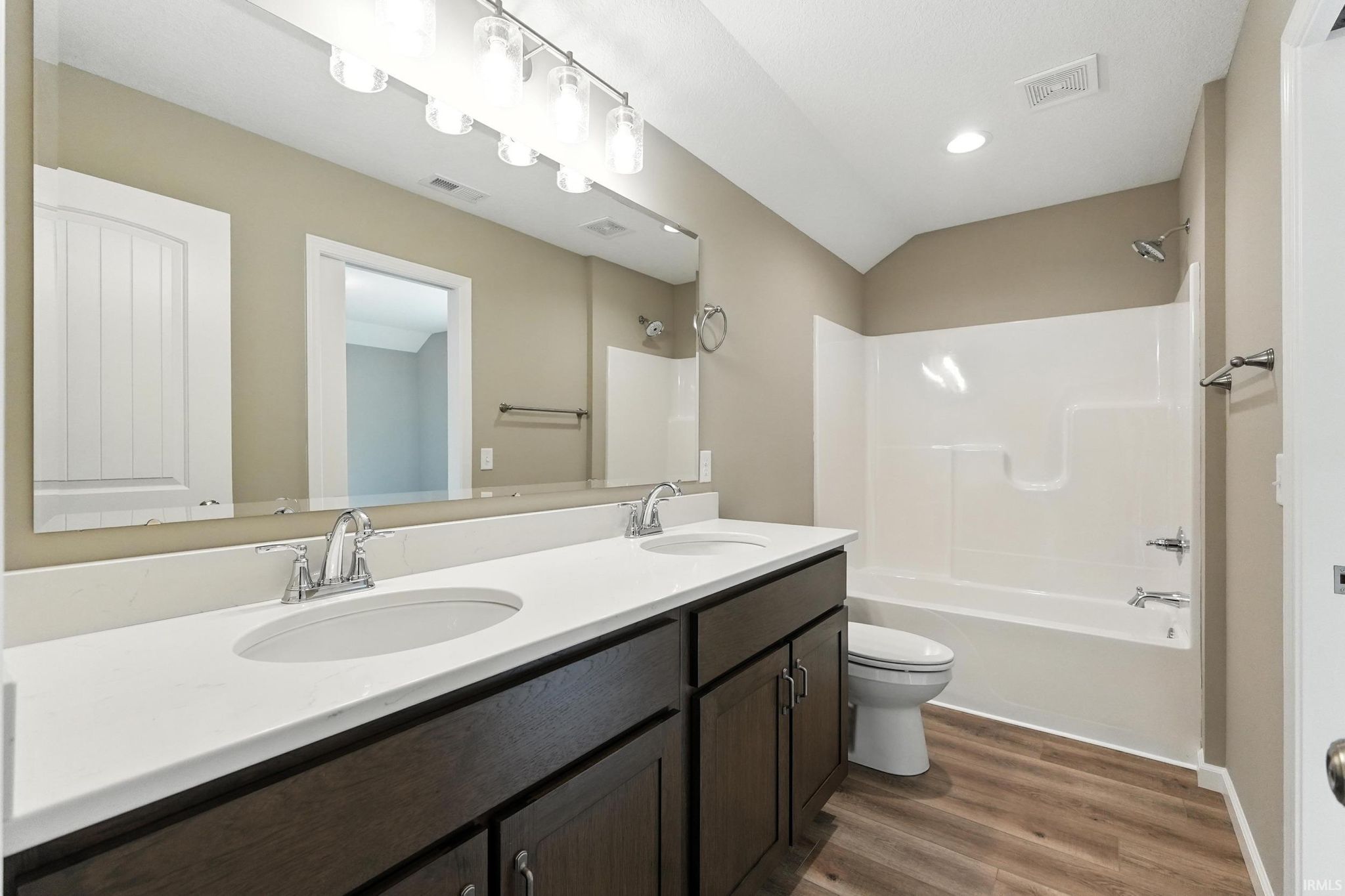 Image of 5098 Sickle Cove