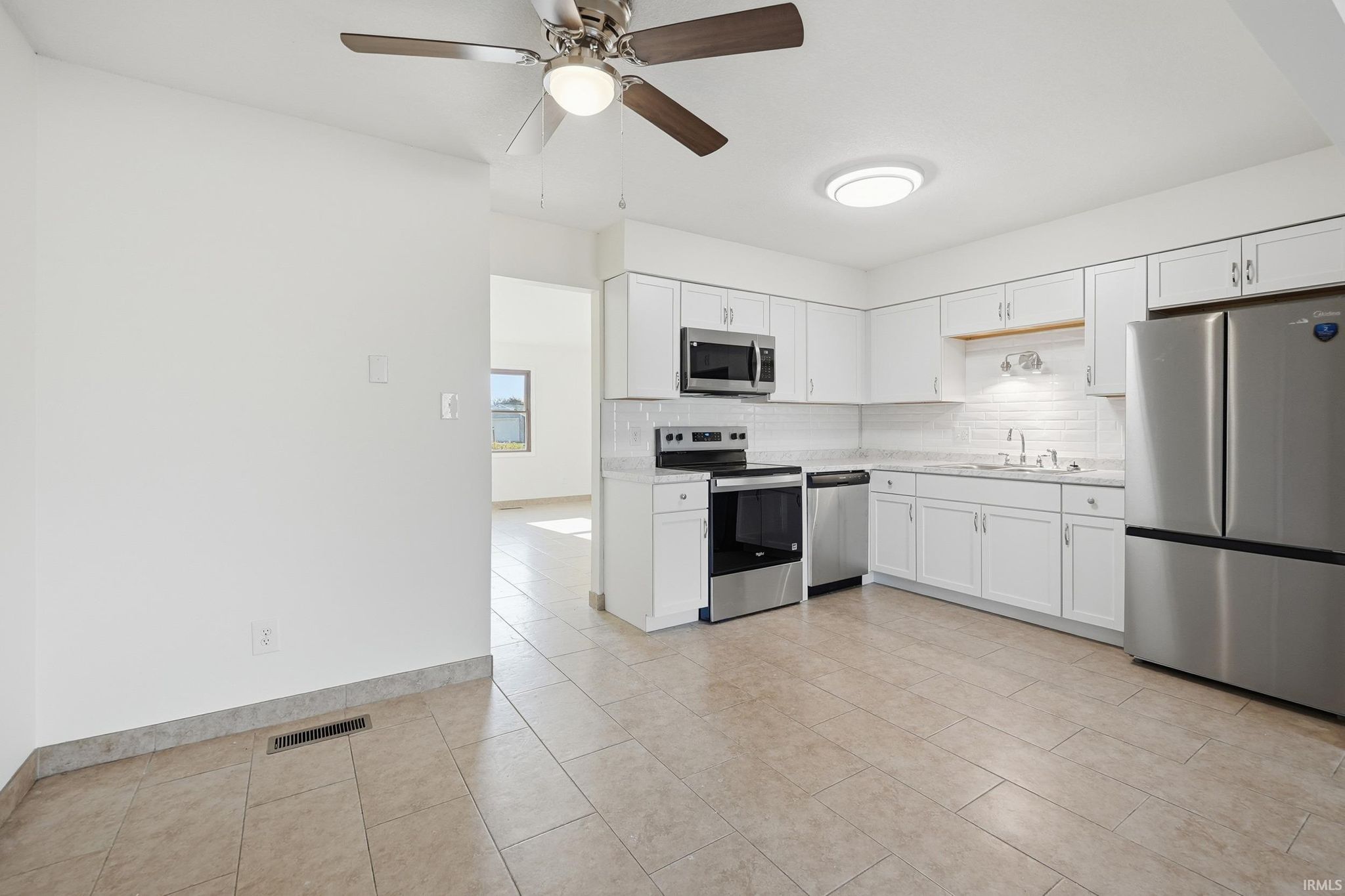 Image of 3901 Ravenscliff Place