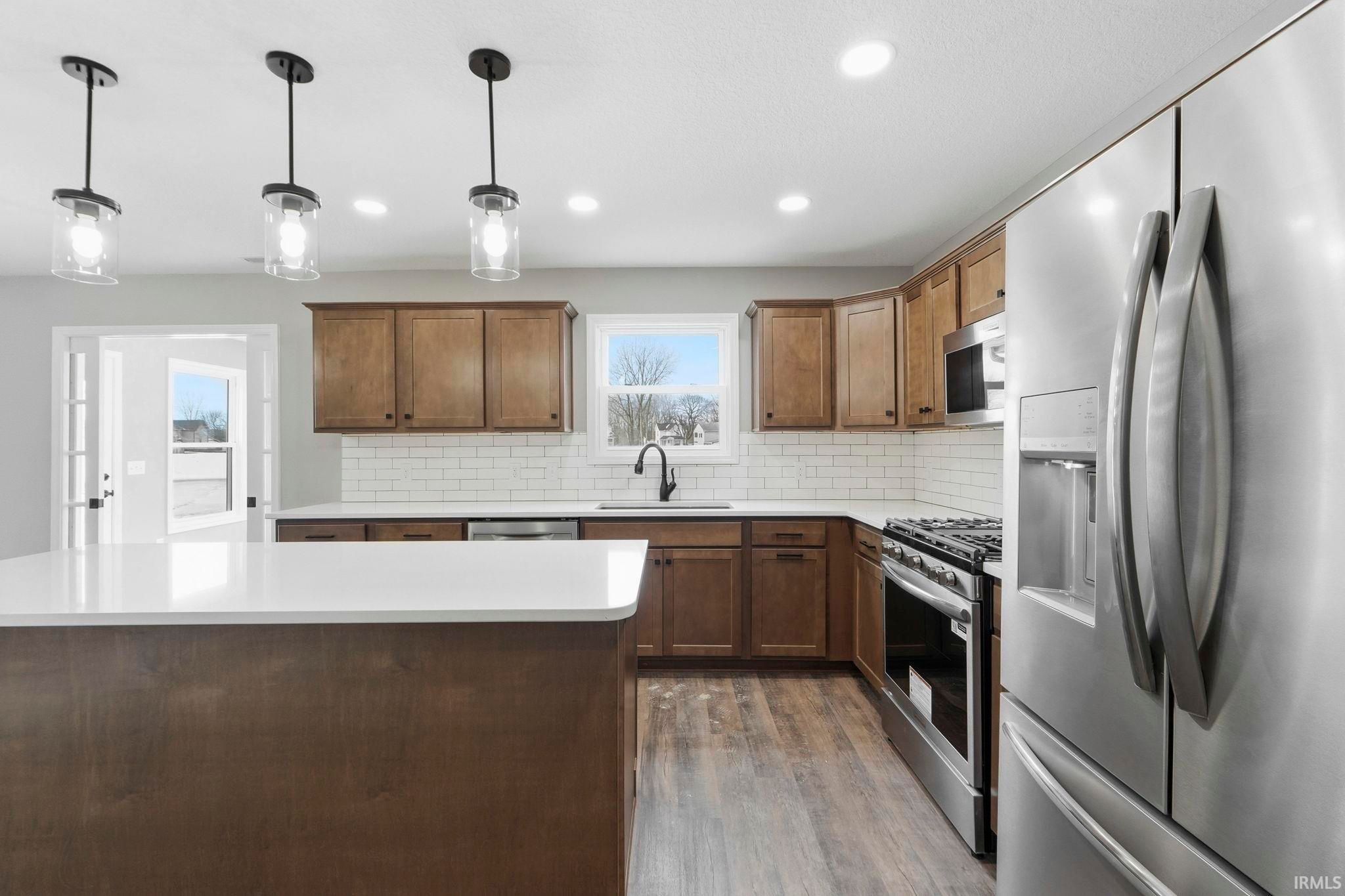 Image of 818 Gullet Avenue