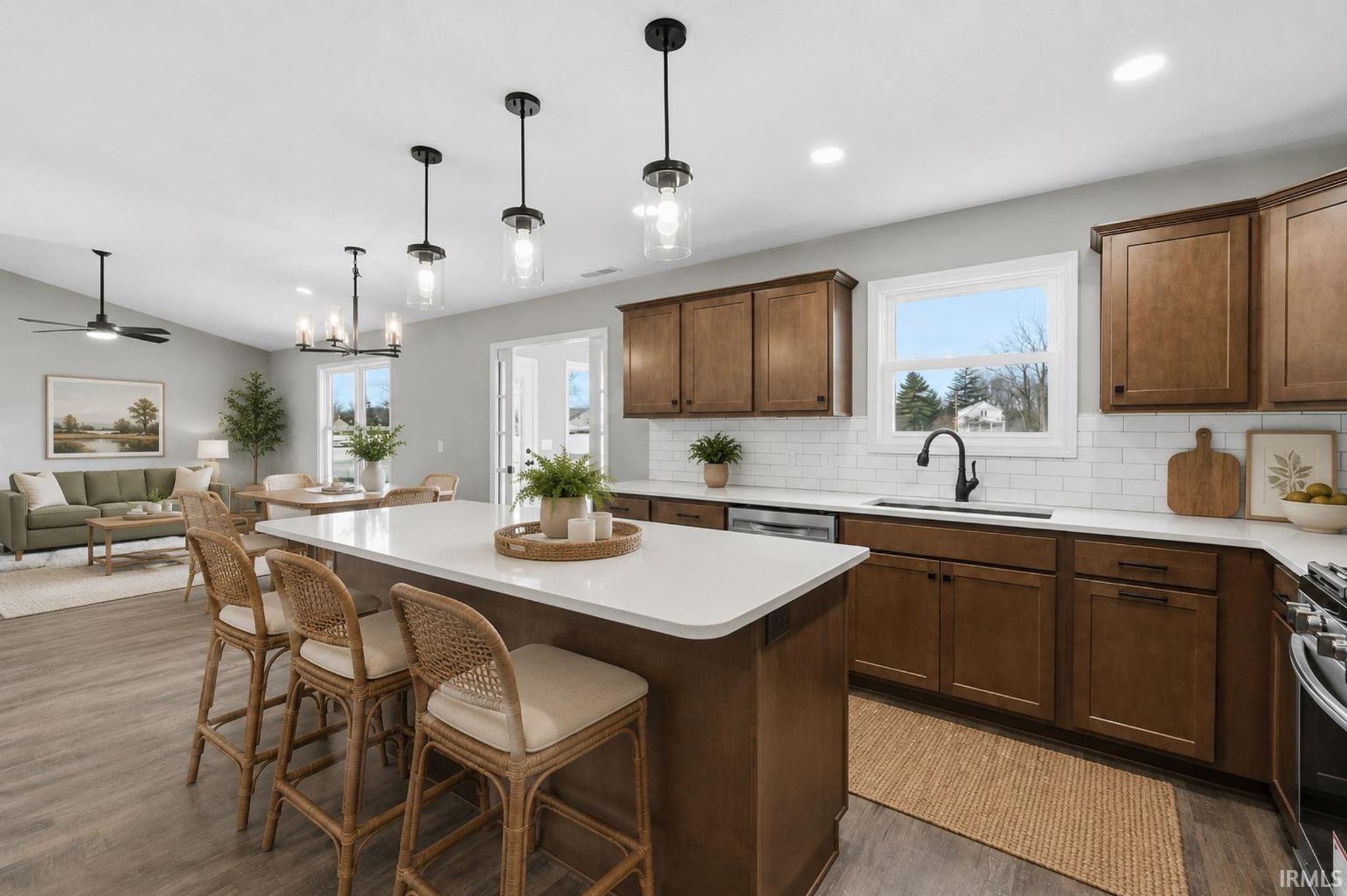 Image of 818 Gullet Avenue
