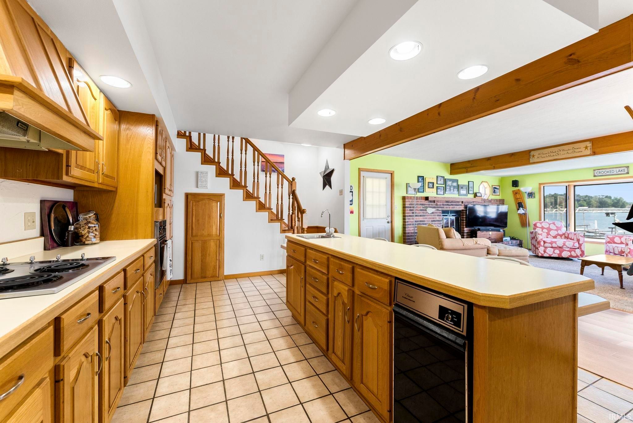 Image of 2405 W Sycamore Beach Road