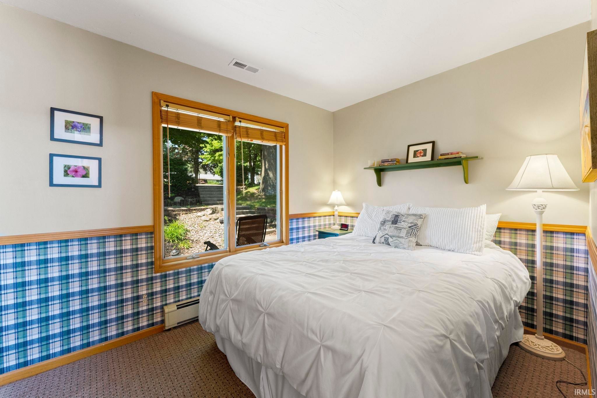 Image of 2405 W Sycamore Beach Road