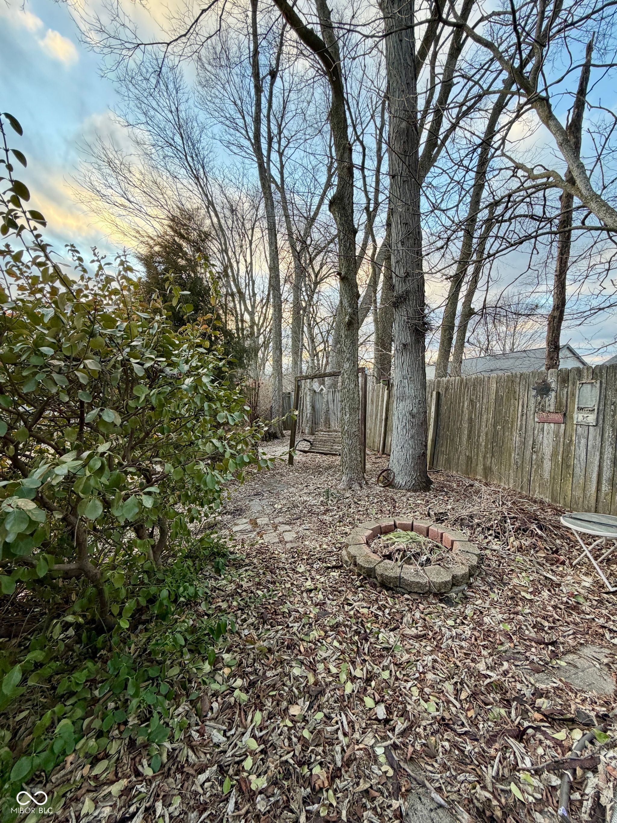 Image of 1019 E Killian Drive