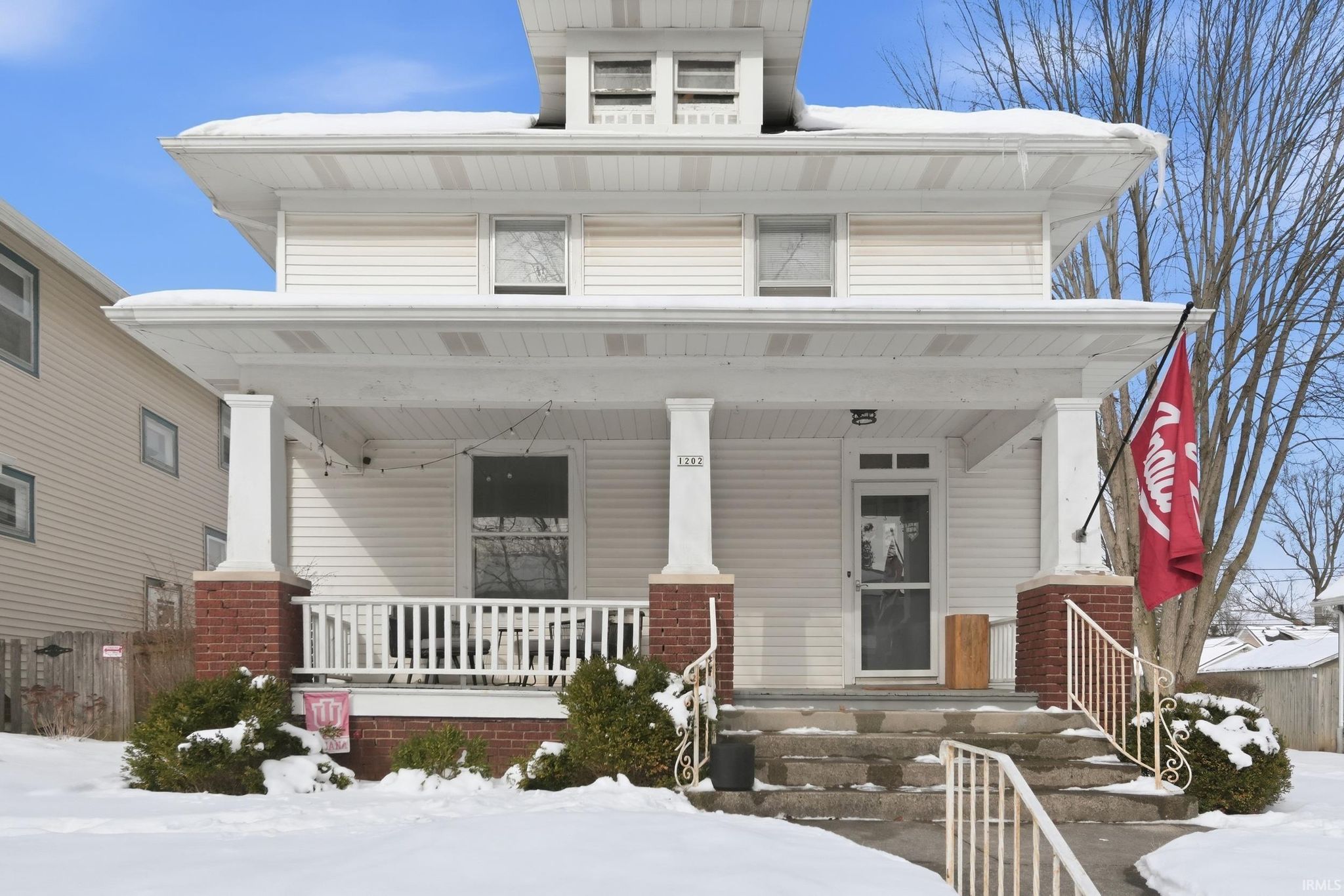 1202 W Oakdale Drive 1202 W Oakdale Drive