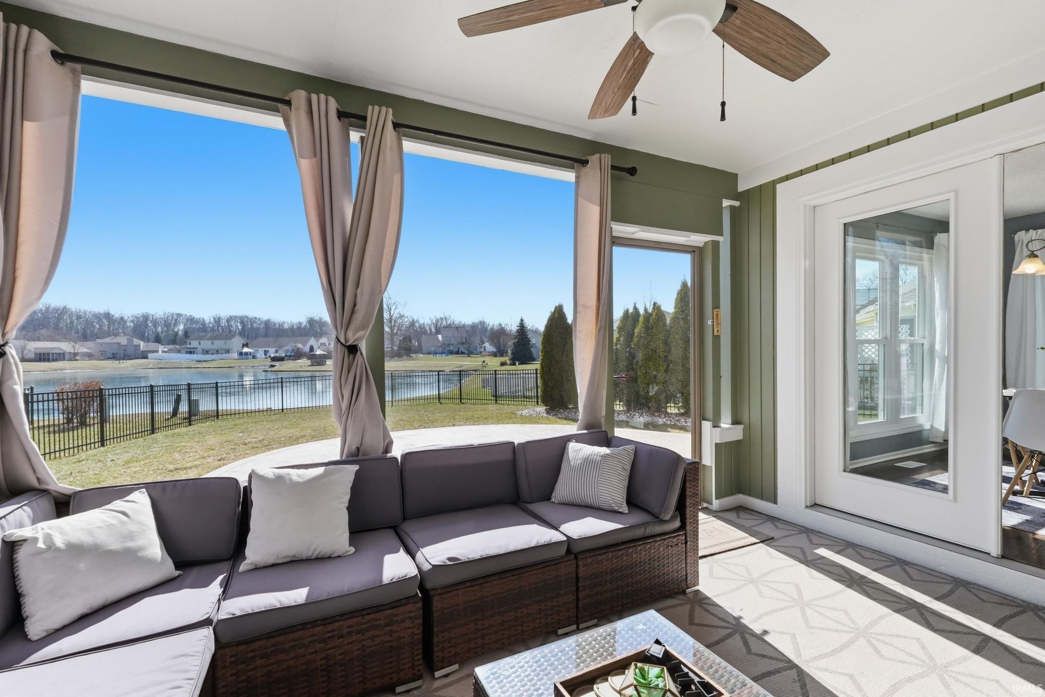 Image of 1017 Windsor Lake Drive