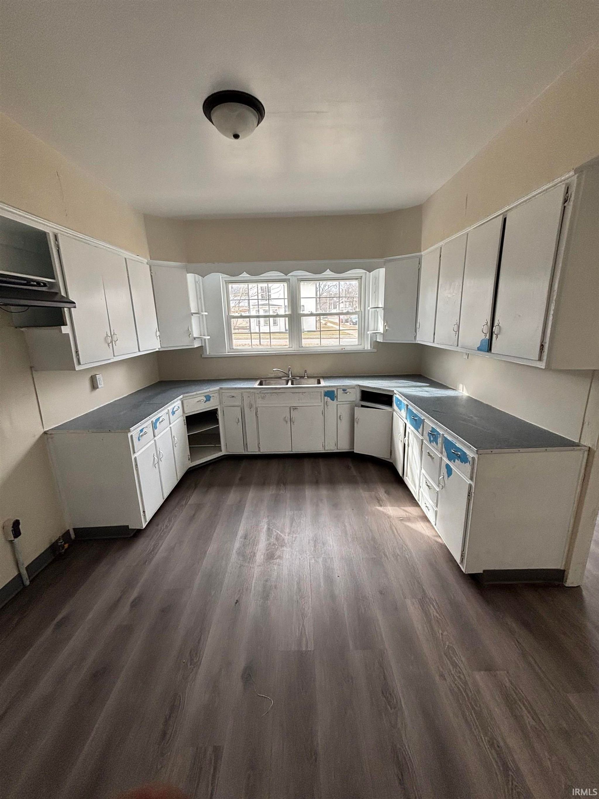 Image of 1829 Hoagland Avenue