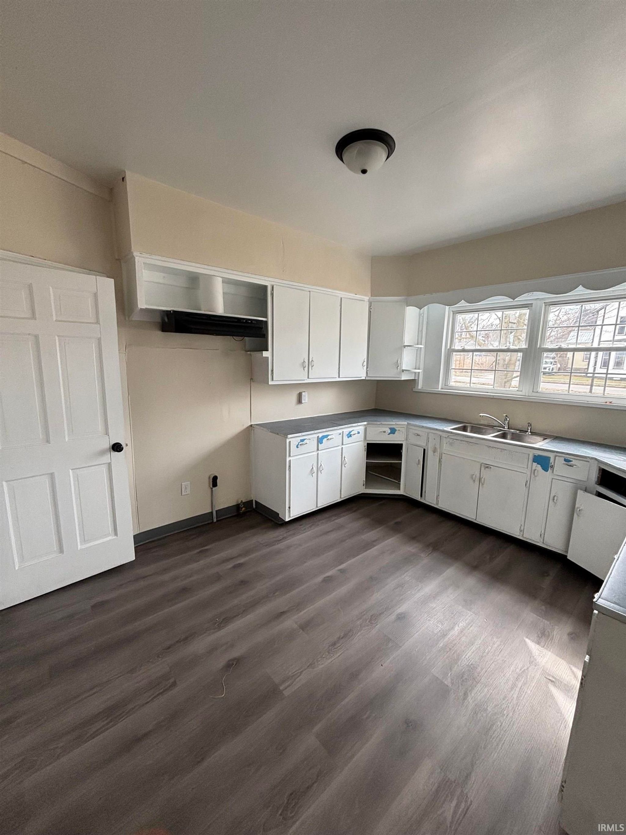 Image of 1829 Hoagland Avenue