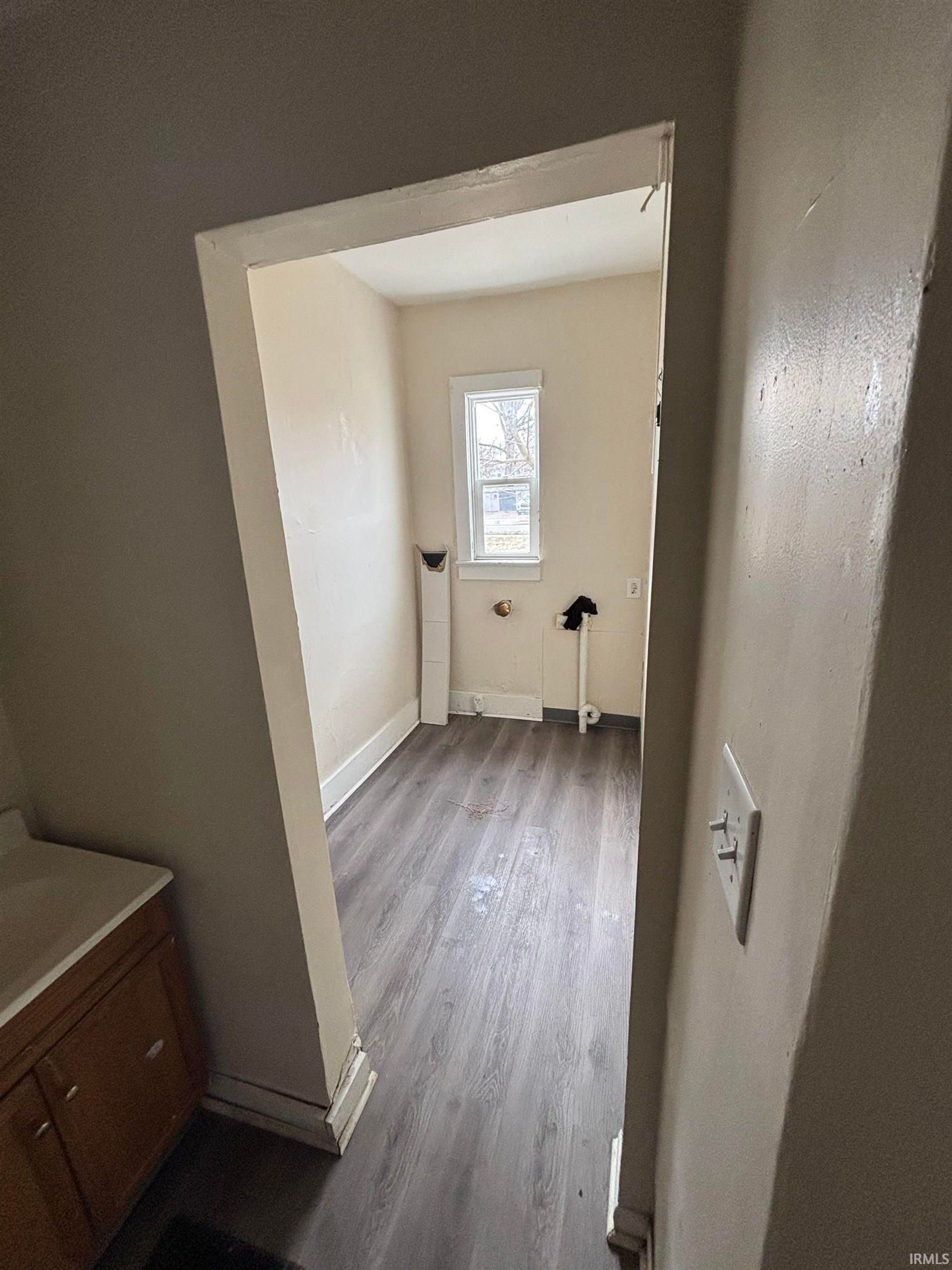 Image of 1829 Hoagland Avenue