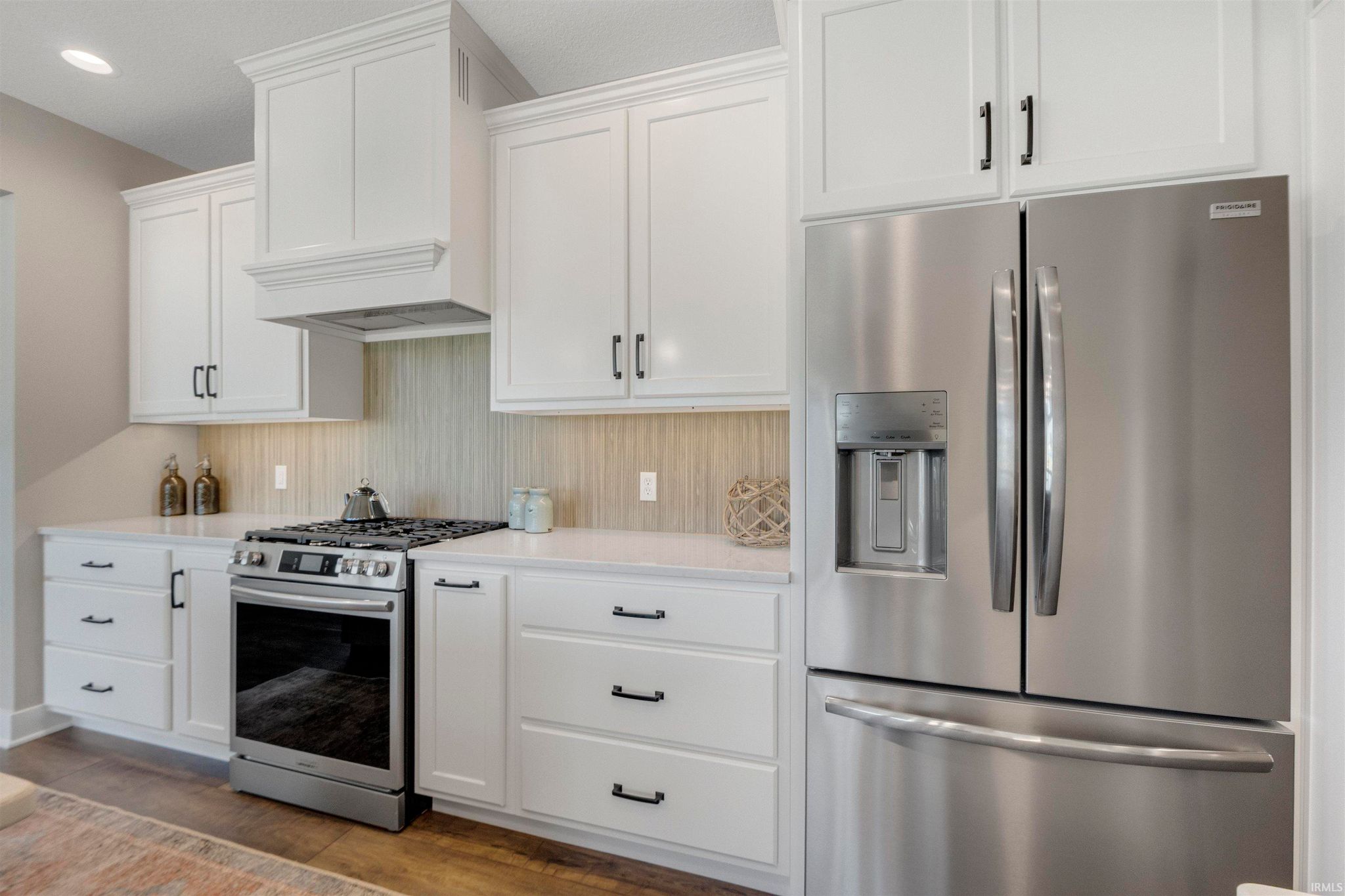 Image of 17645 Monza Pass