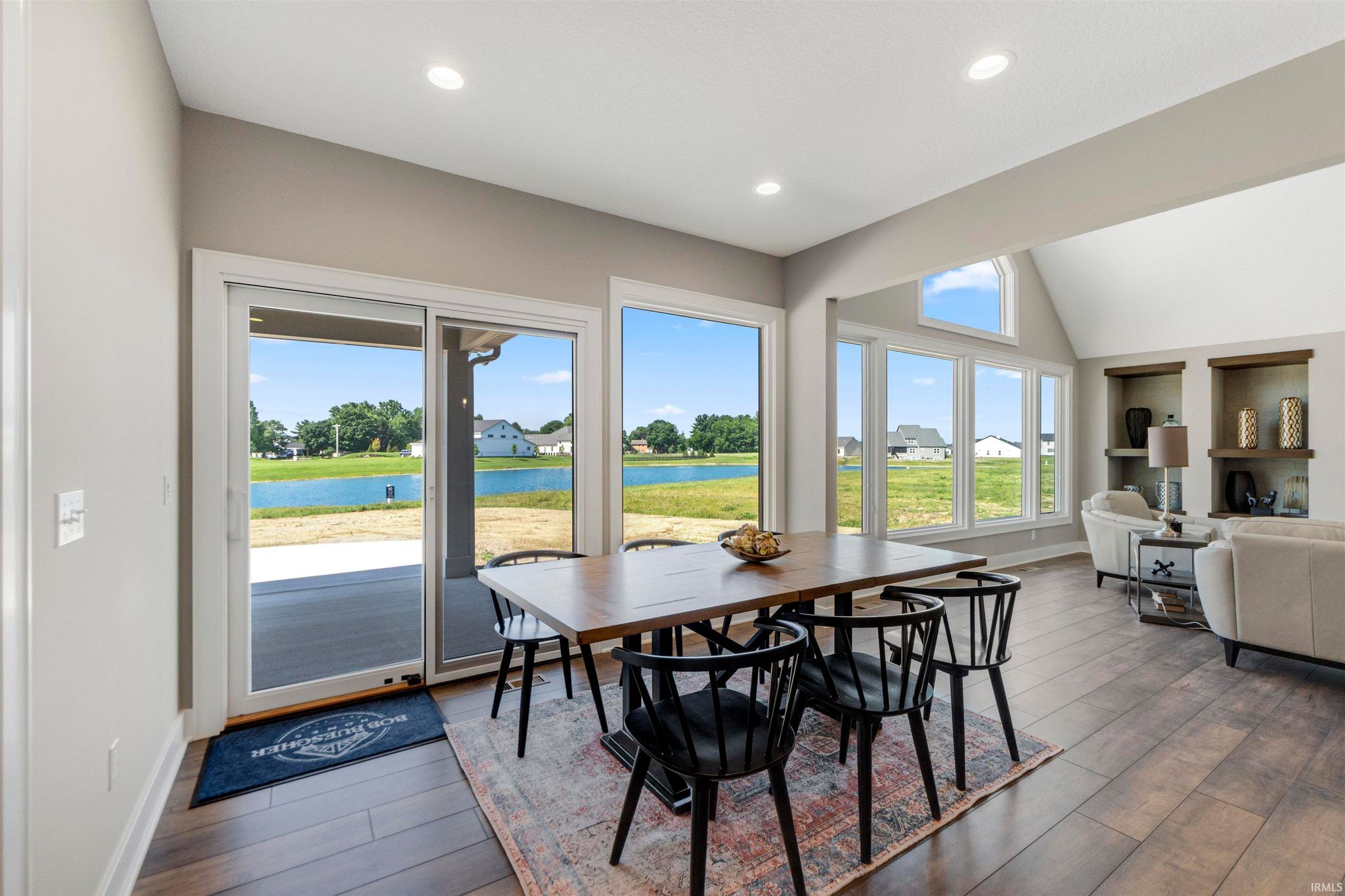 Image of 17645 Monza Pass