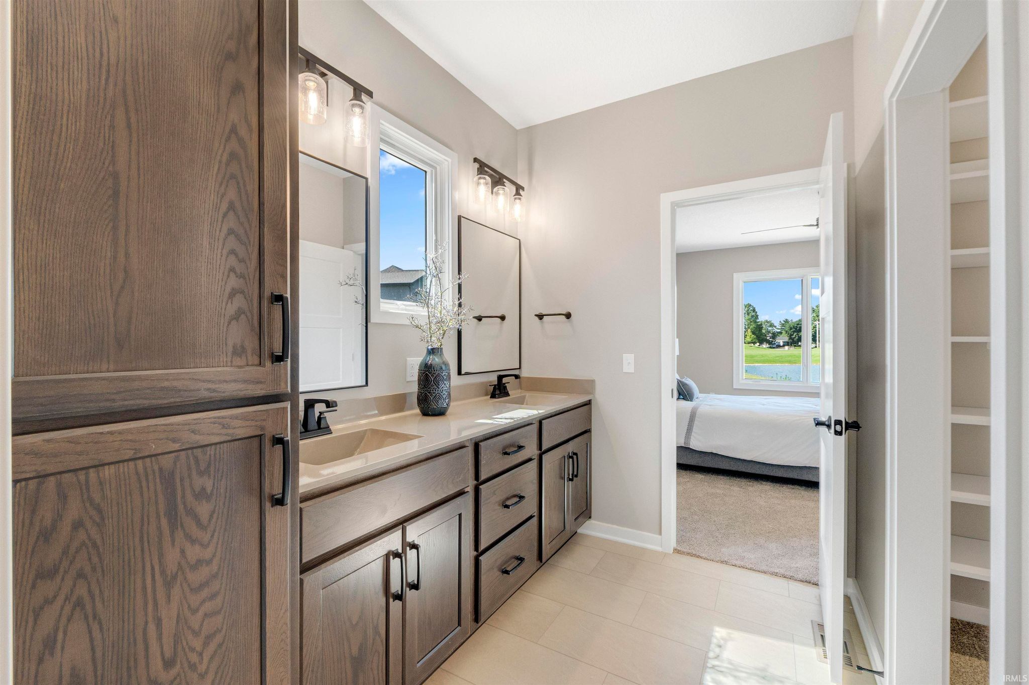 Image of 17645 Monza Pass