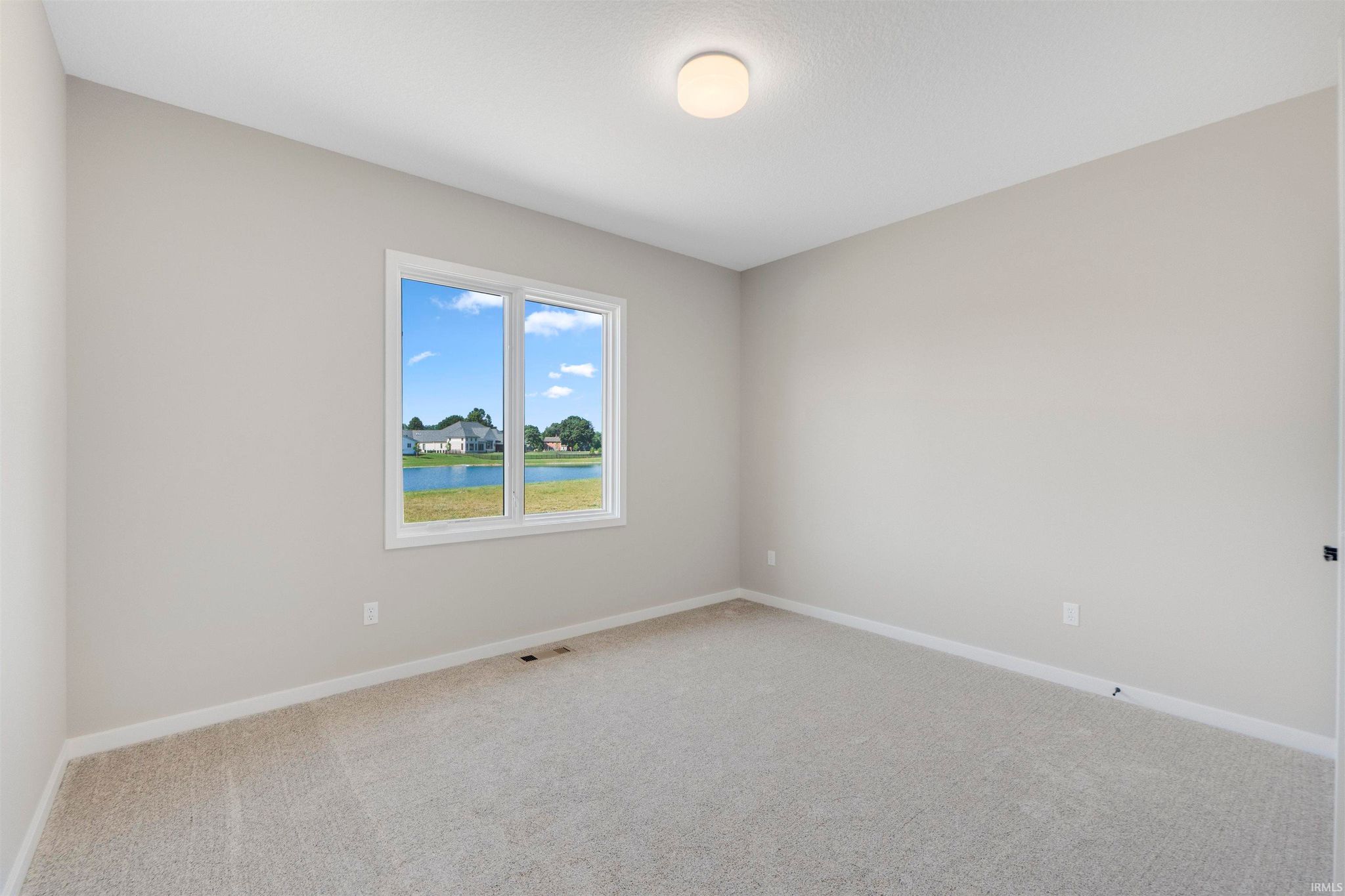 Image of 17645 Monza Pass