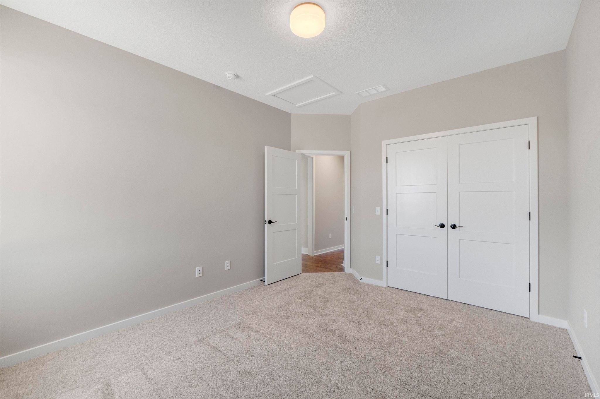 Image of 17645 Monza Pass