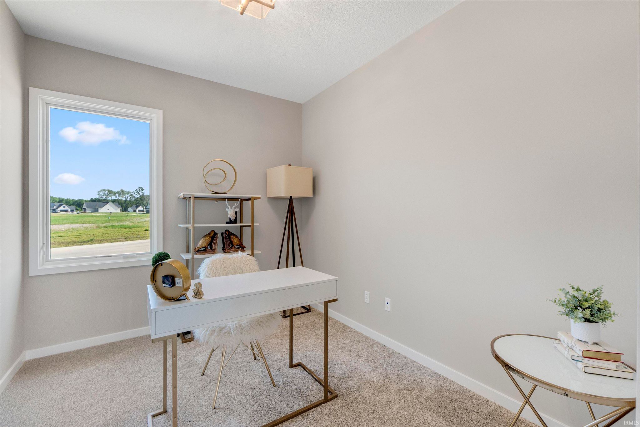 Image of 17645 Monza Pass