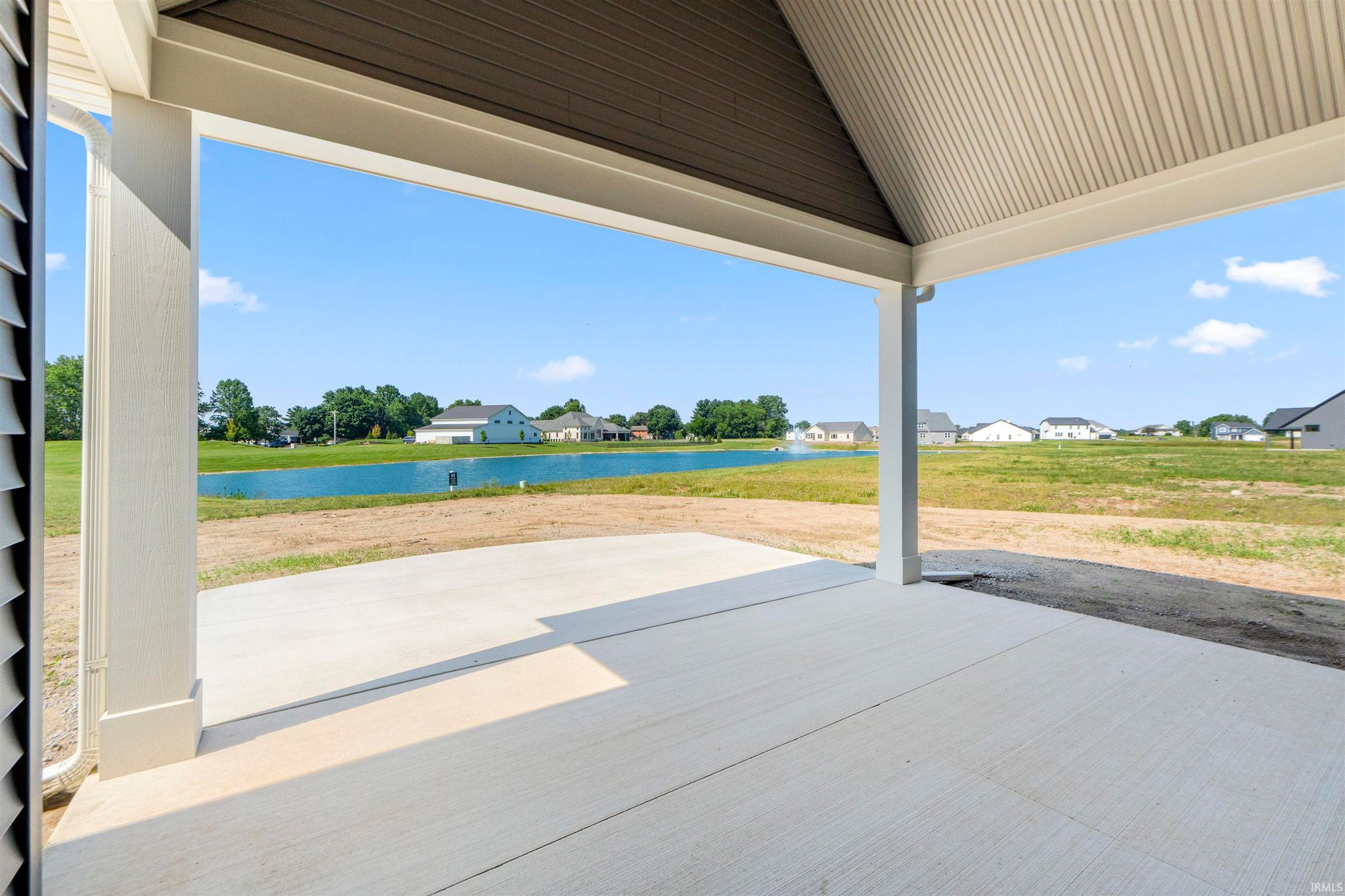 Image of 17645 Monza Pass