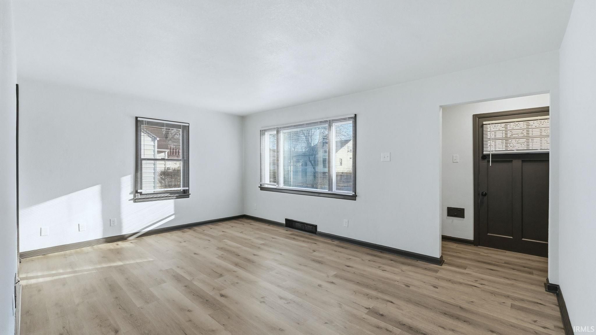 Image of 3530 Robinwood Drive