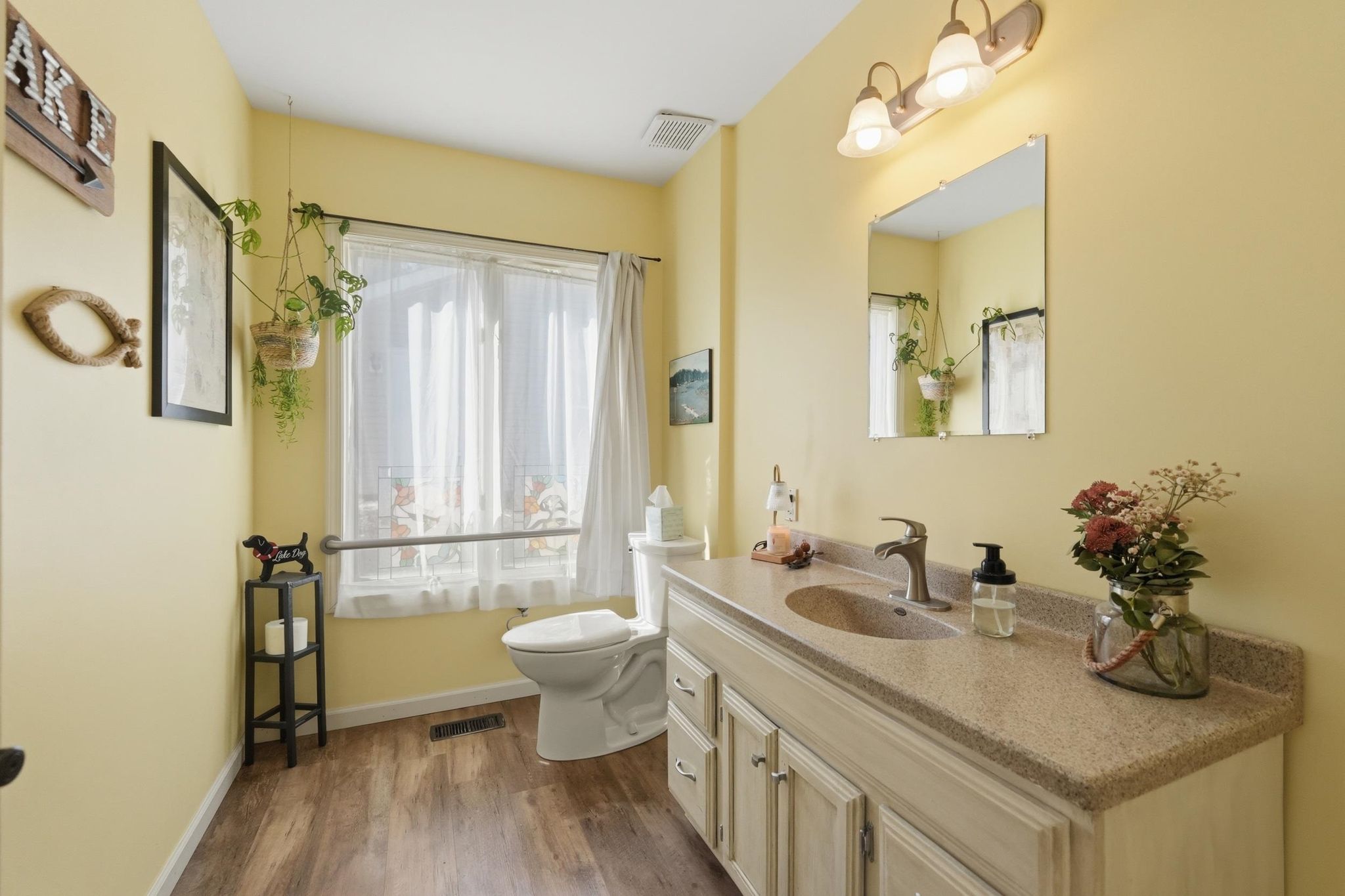 Image of 3665 S 1185 E