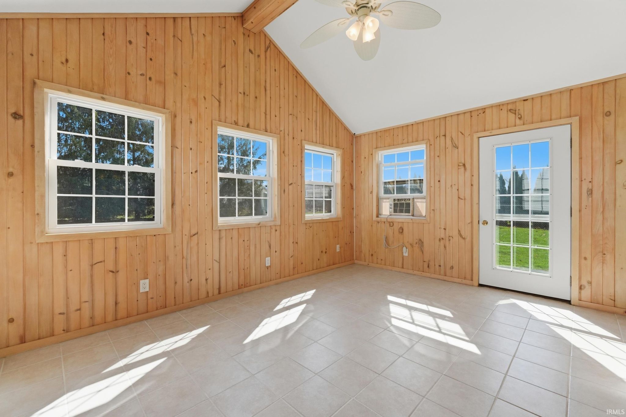 Image of 1404 Virginia Lane