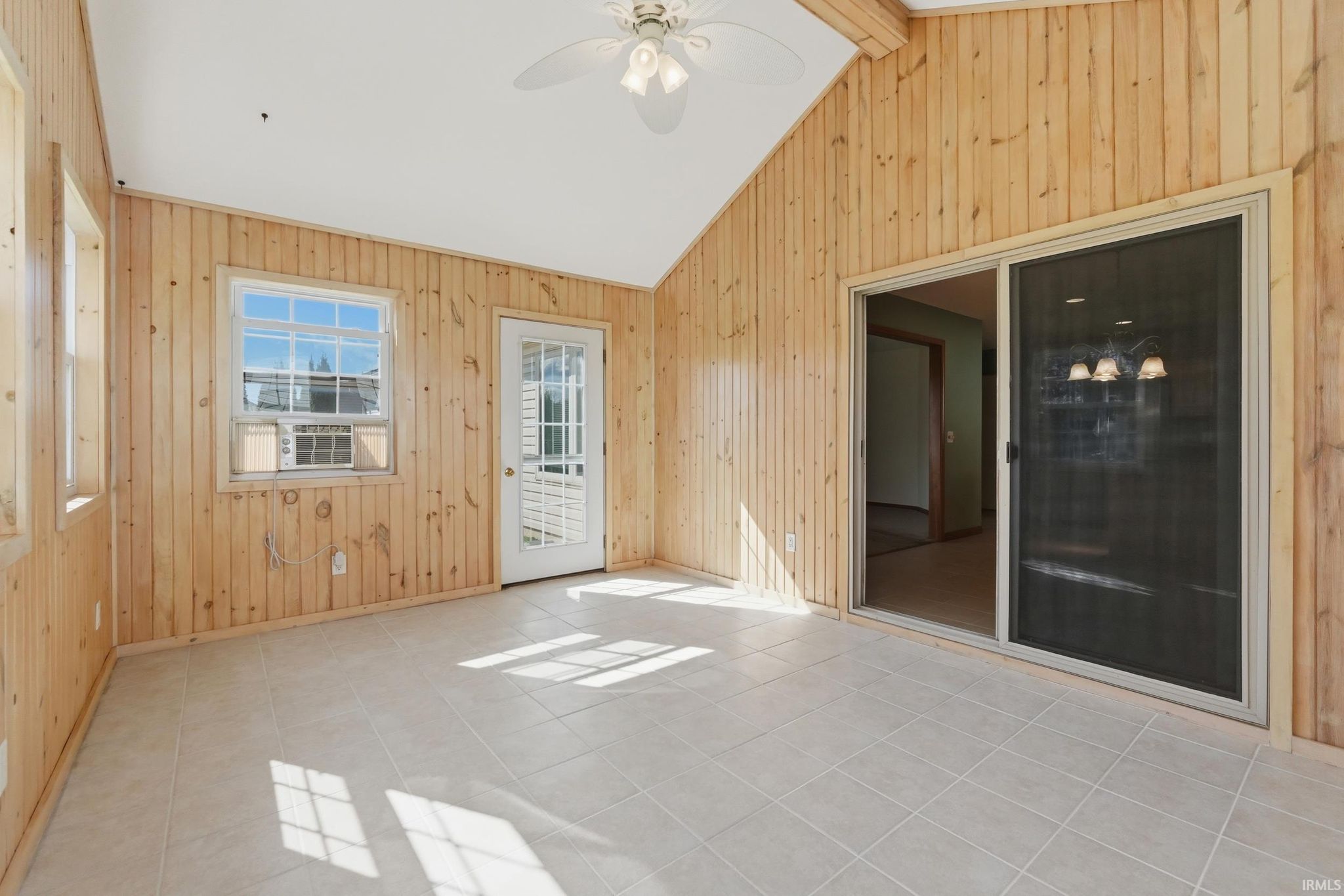 Image of 1404 Virginia Lane