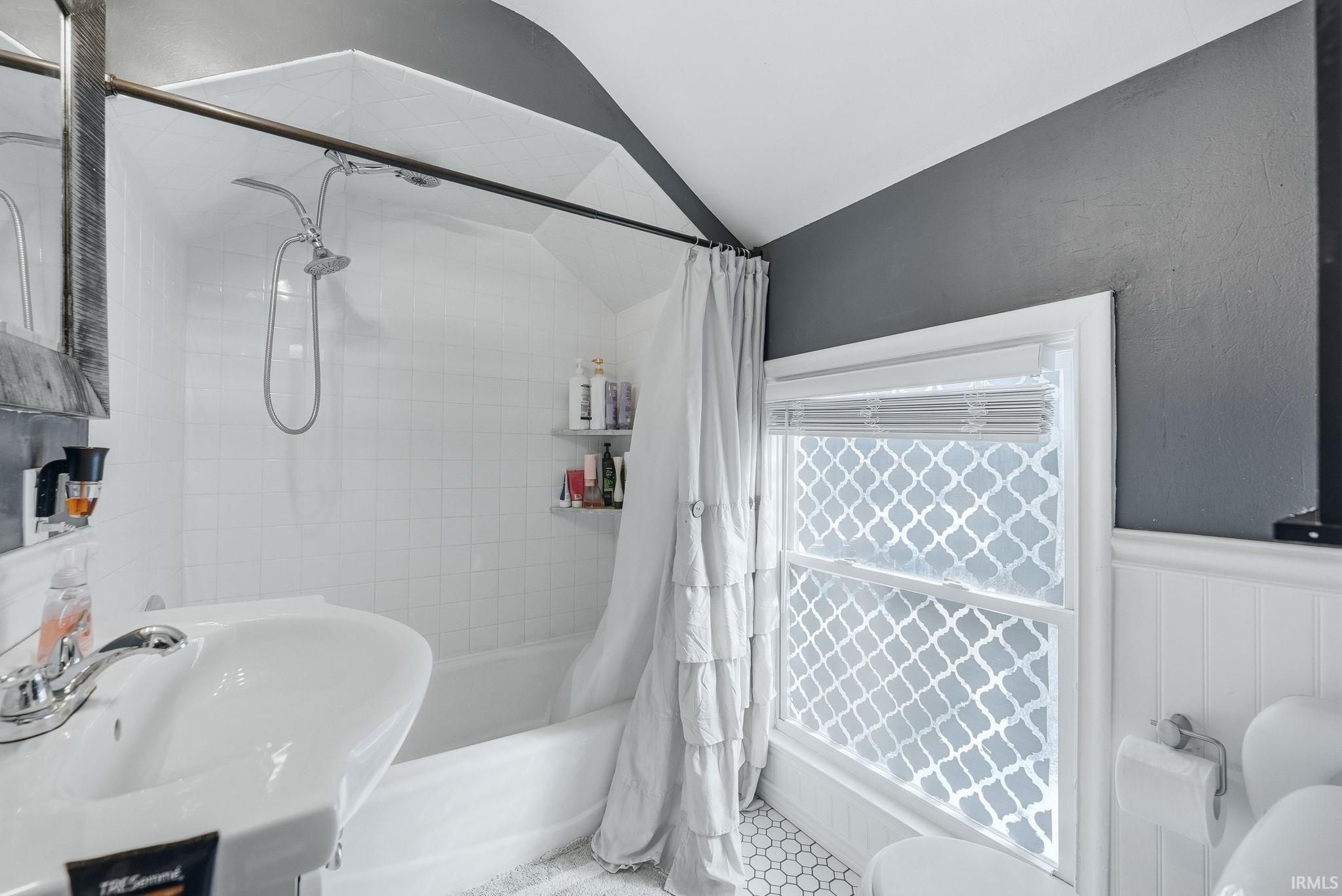 Image of 4707 S Calhoun Street