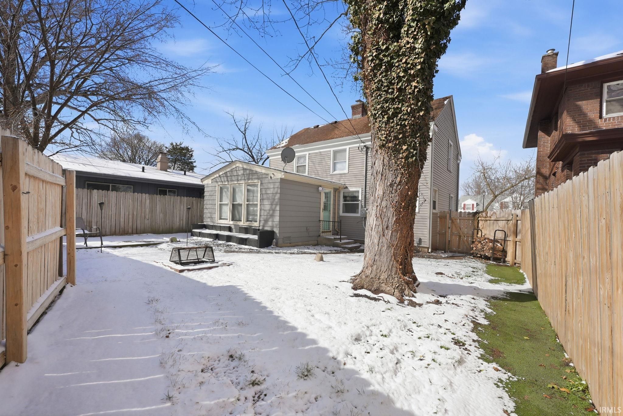 Image of 4707 S Calhoun Street