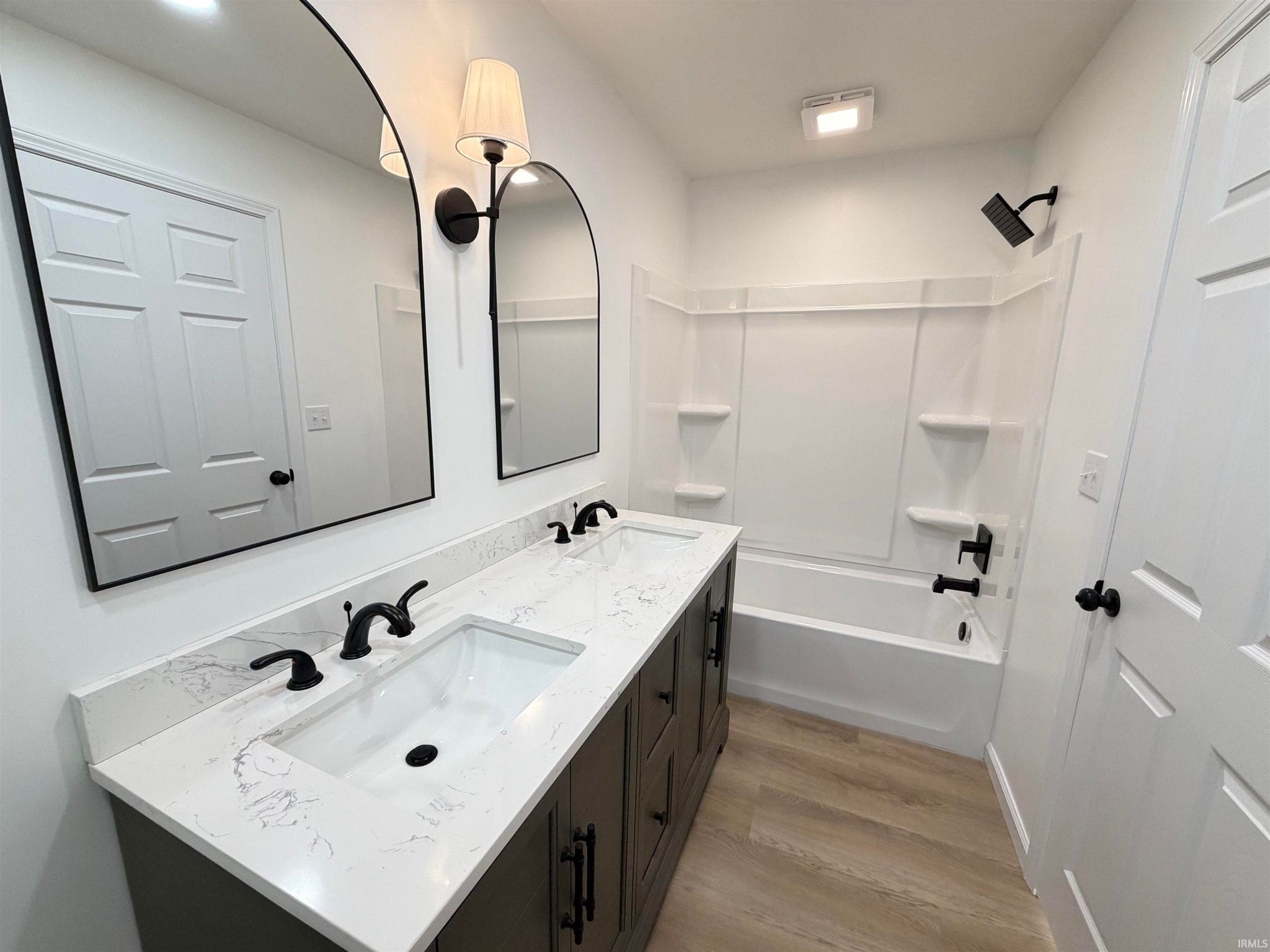 Image of 911 Crockett Street