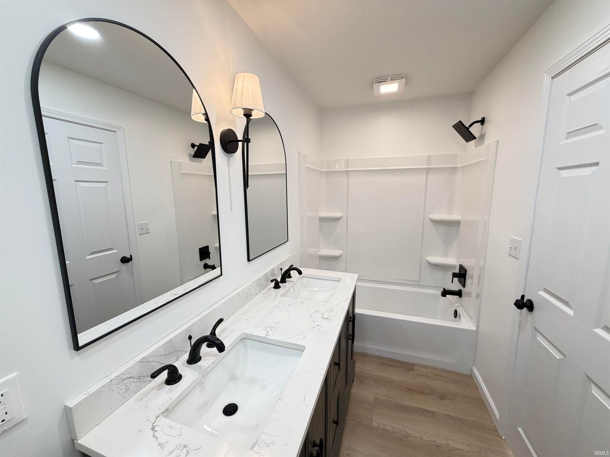 Image of 911 Crockett Street