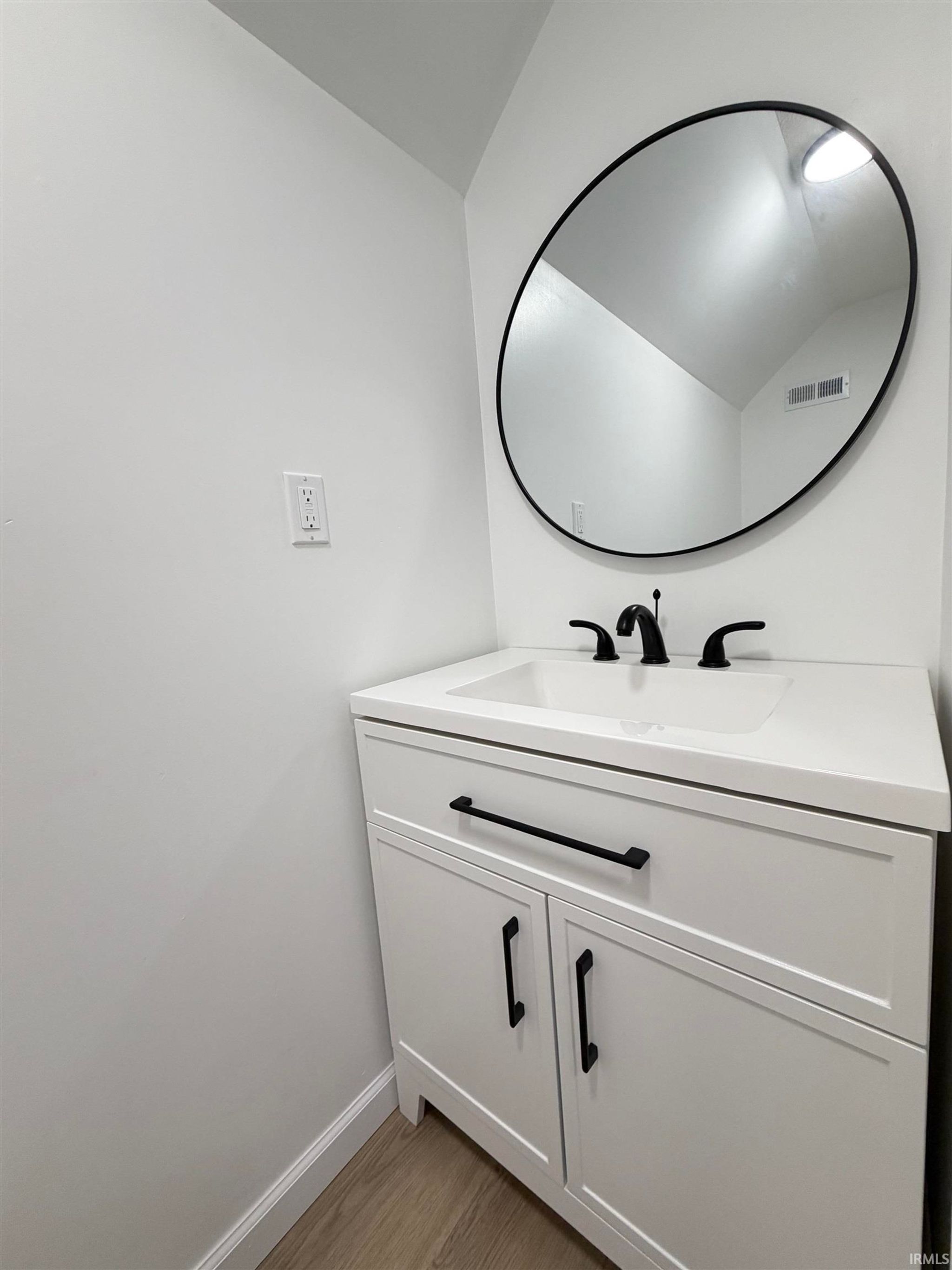 Image of 911 Crockett Street