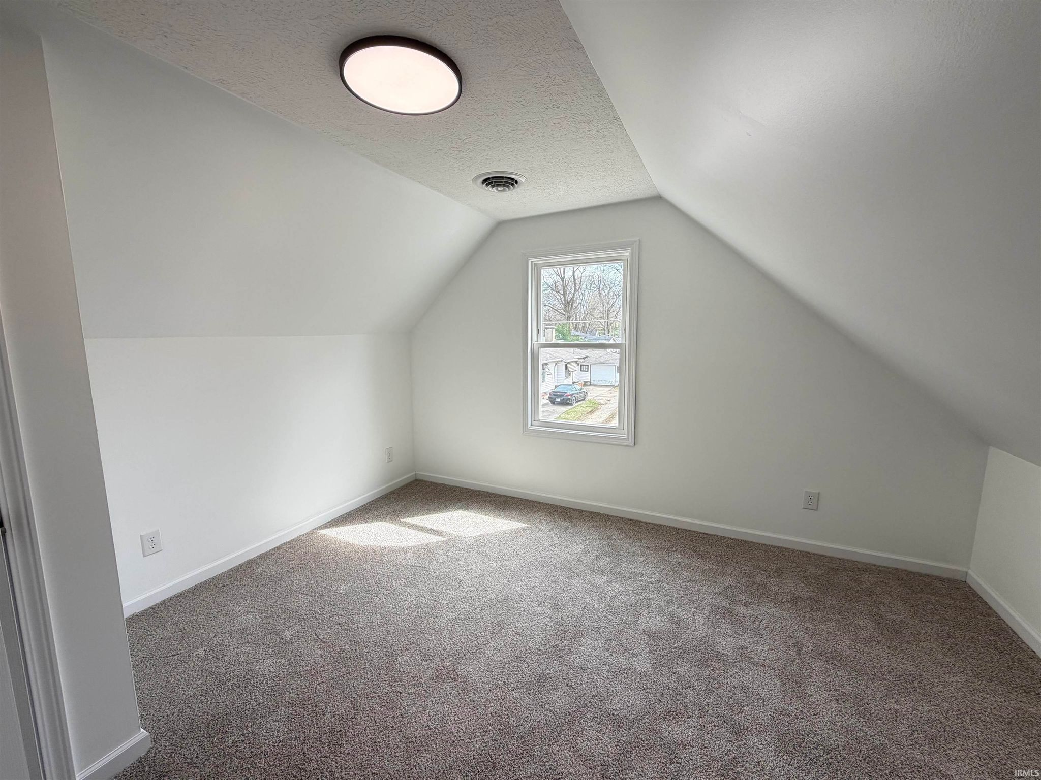 Image of 911 Crockett Street