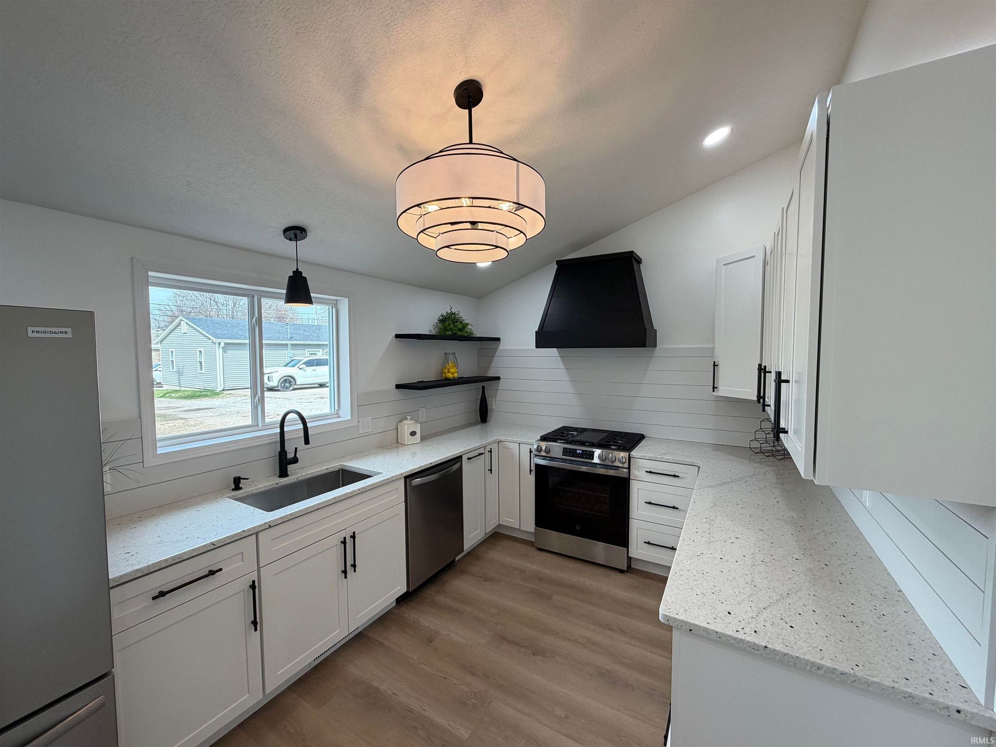 Image of 911 Crockett Street