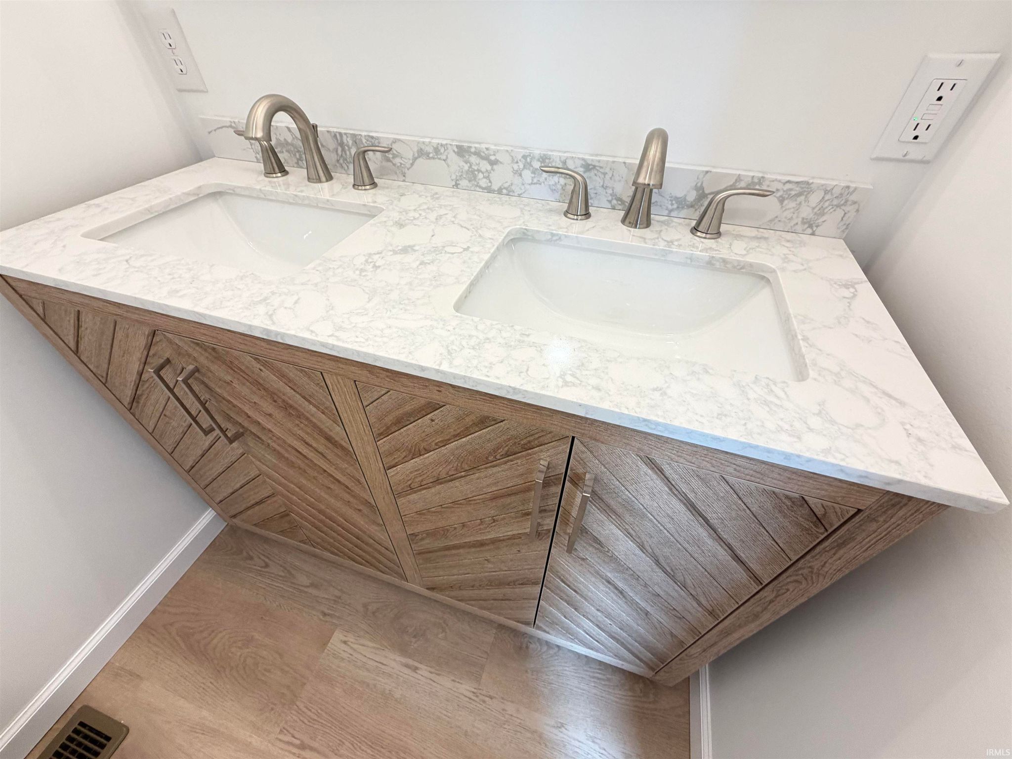 Image of 911 Crockett Street