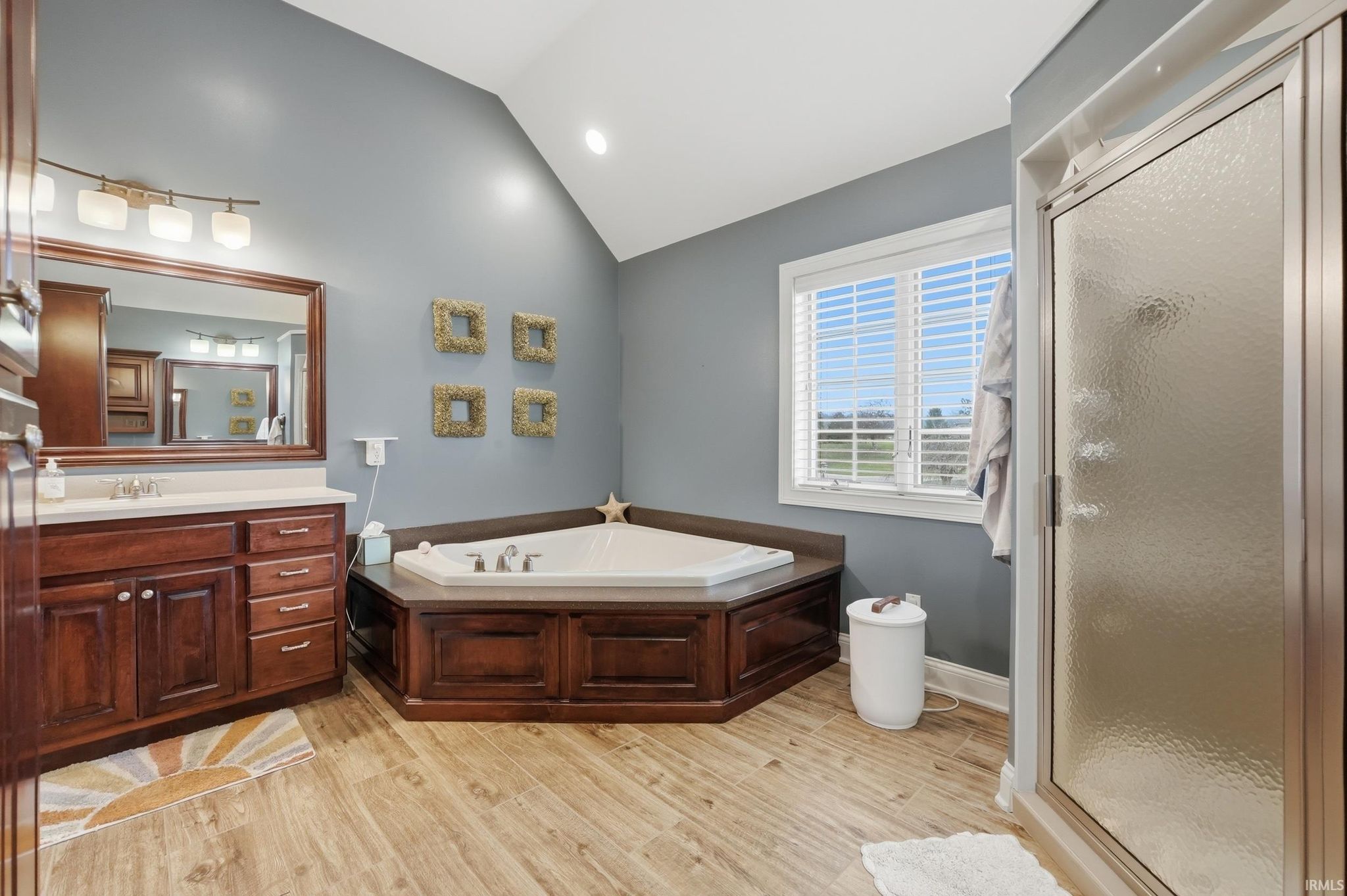 Image of 4625 Shelter Cove