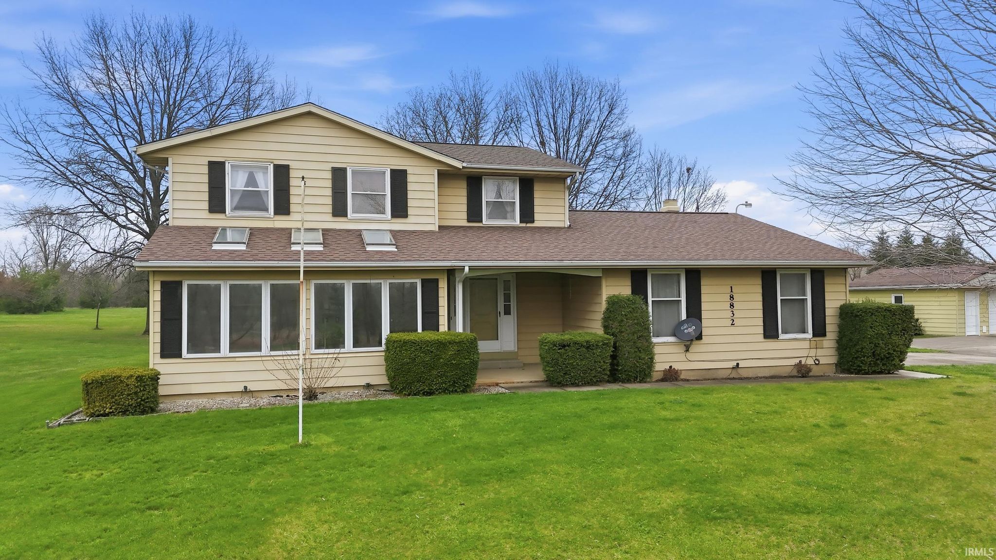 18832 Amstutz Road 18832 Amstutz Road