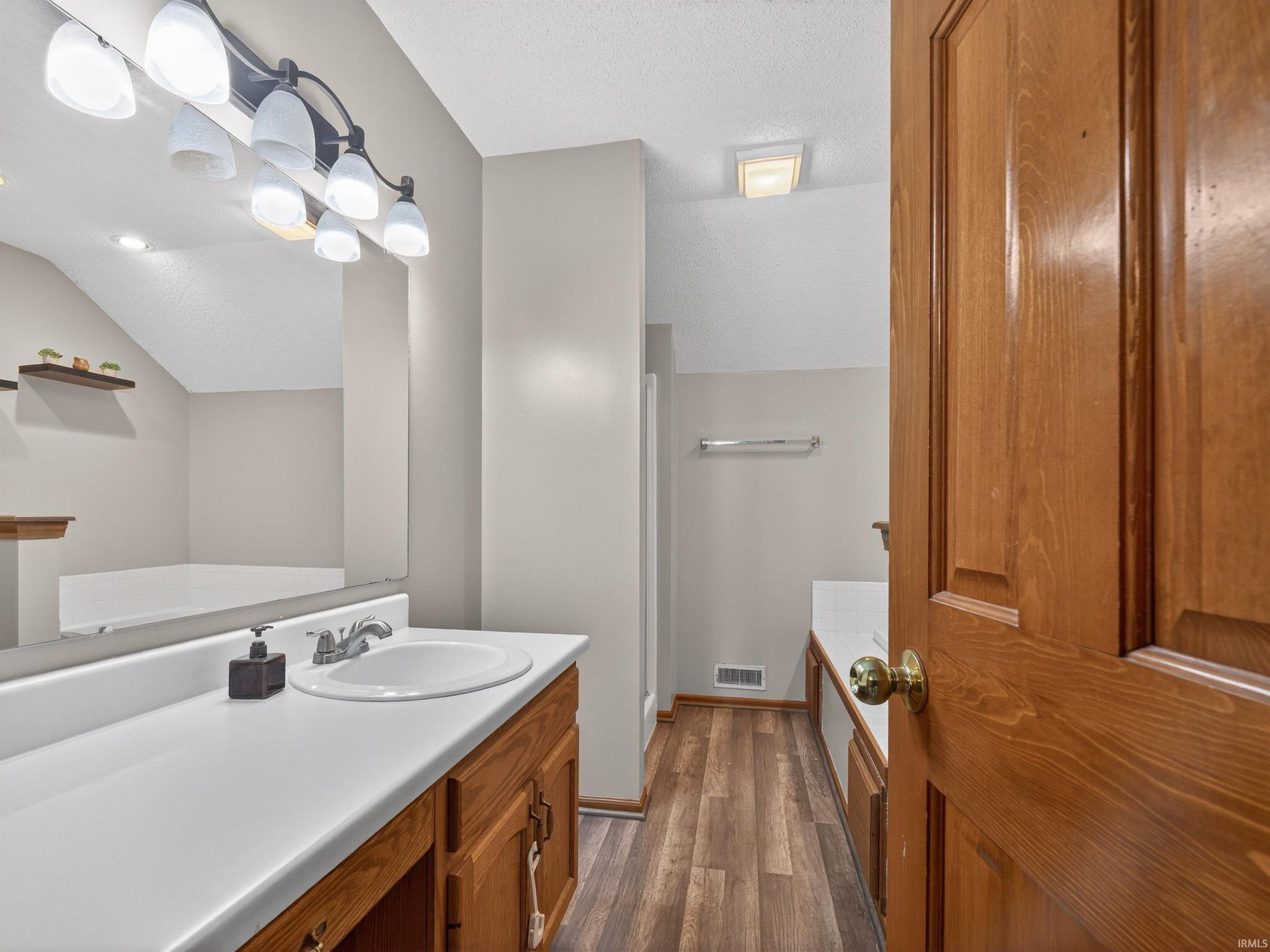 Image of 10514 Cherry Creek Road