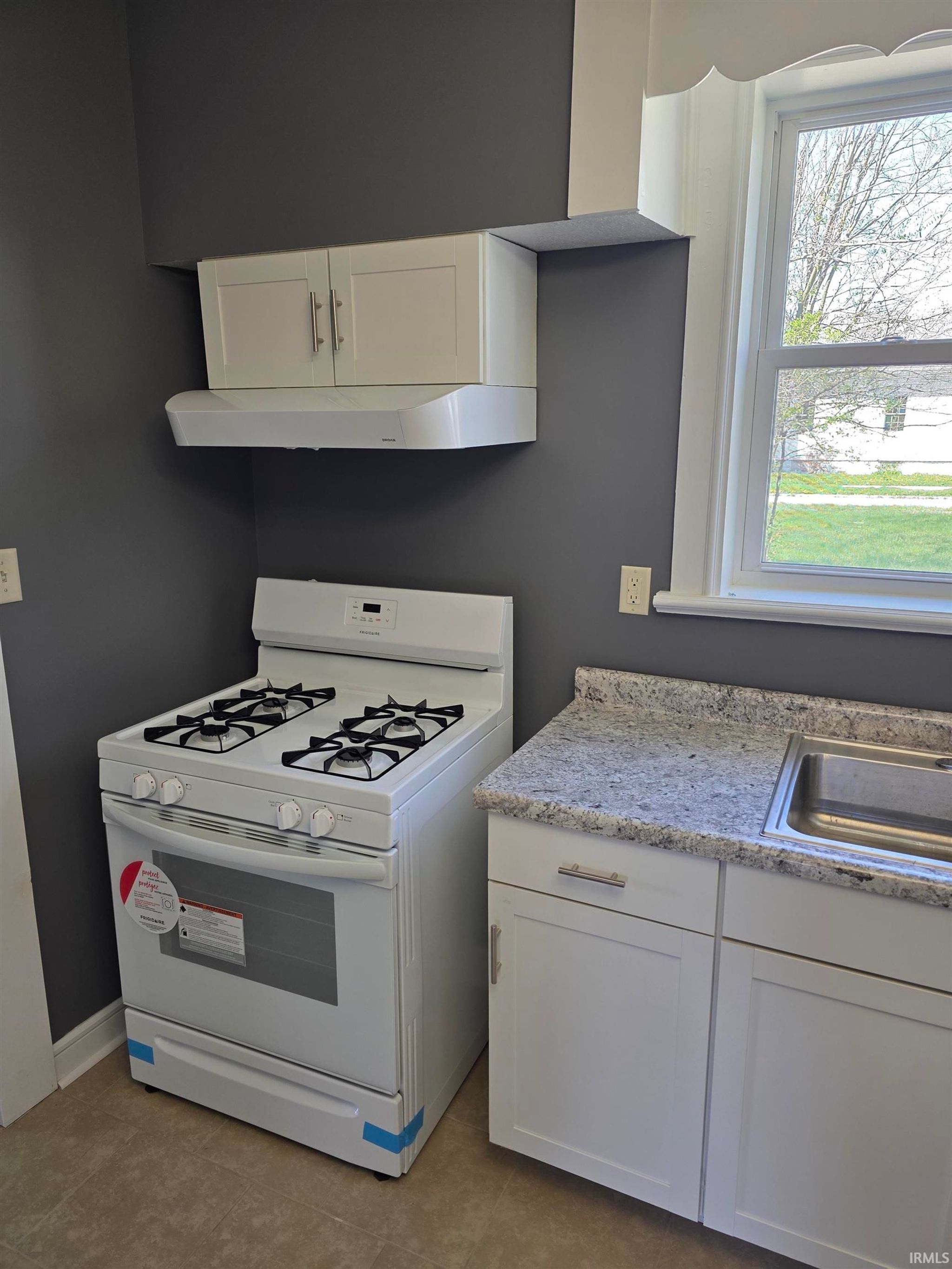 Image of 2611 S Anthony Boulevard